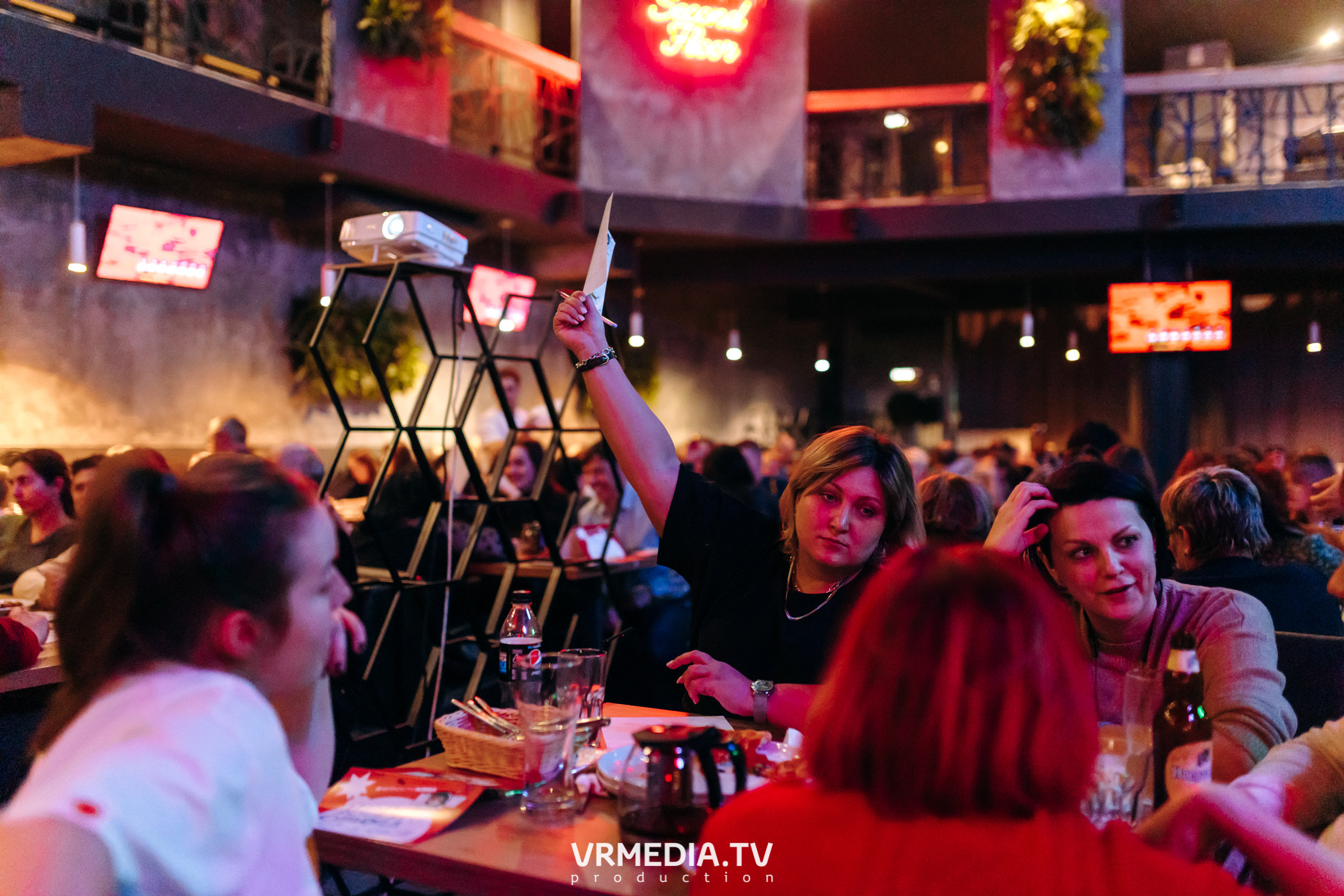 WOW QUIZ в баре «DOSKI»