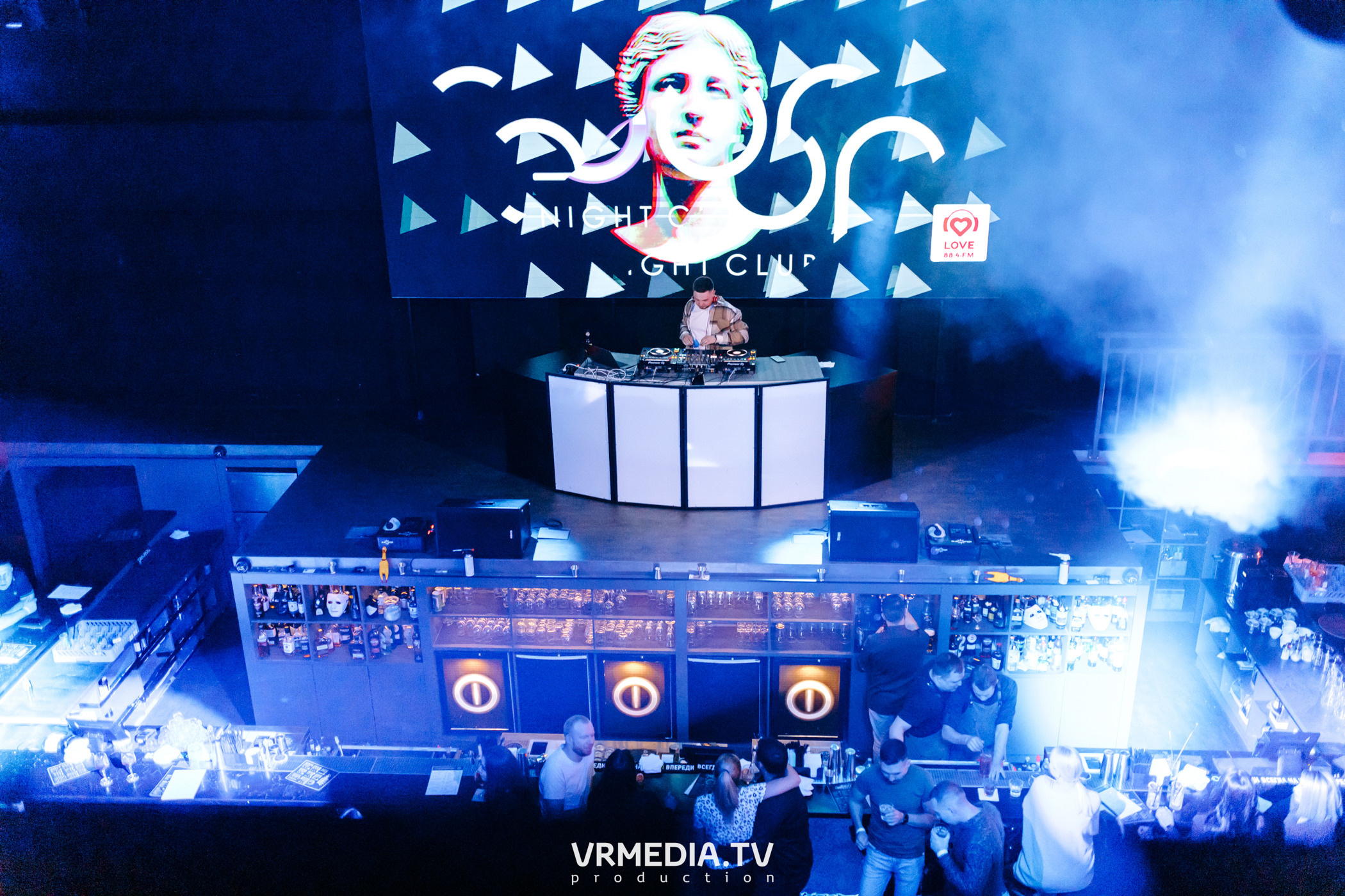 Выходные в ночном клубе «ЭФИР»