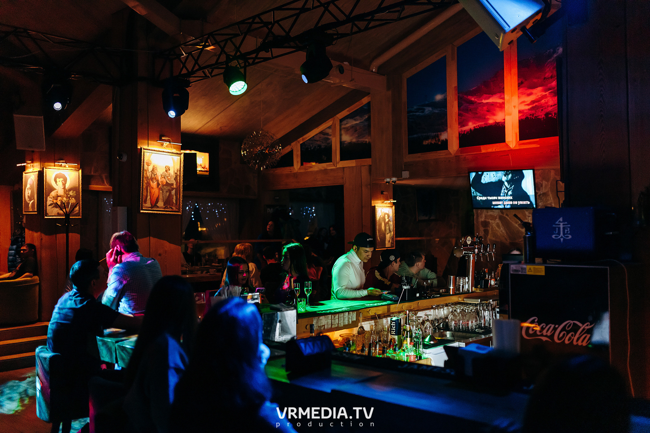 Международный женский день в «Alpen Club»