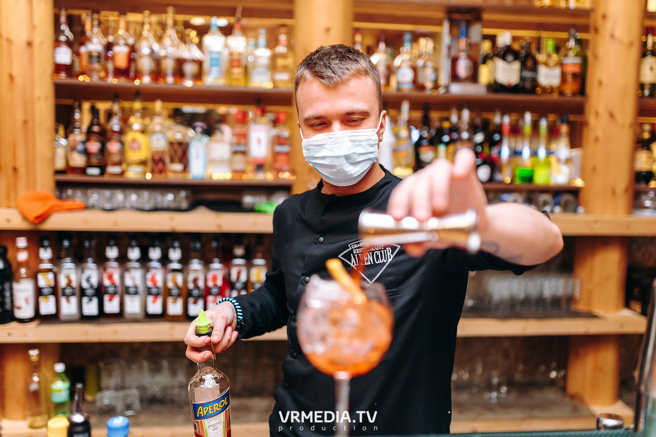 Международный женский день в «Alpen Club»