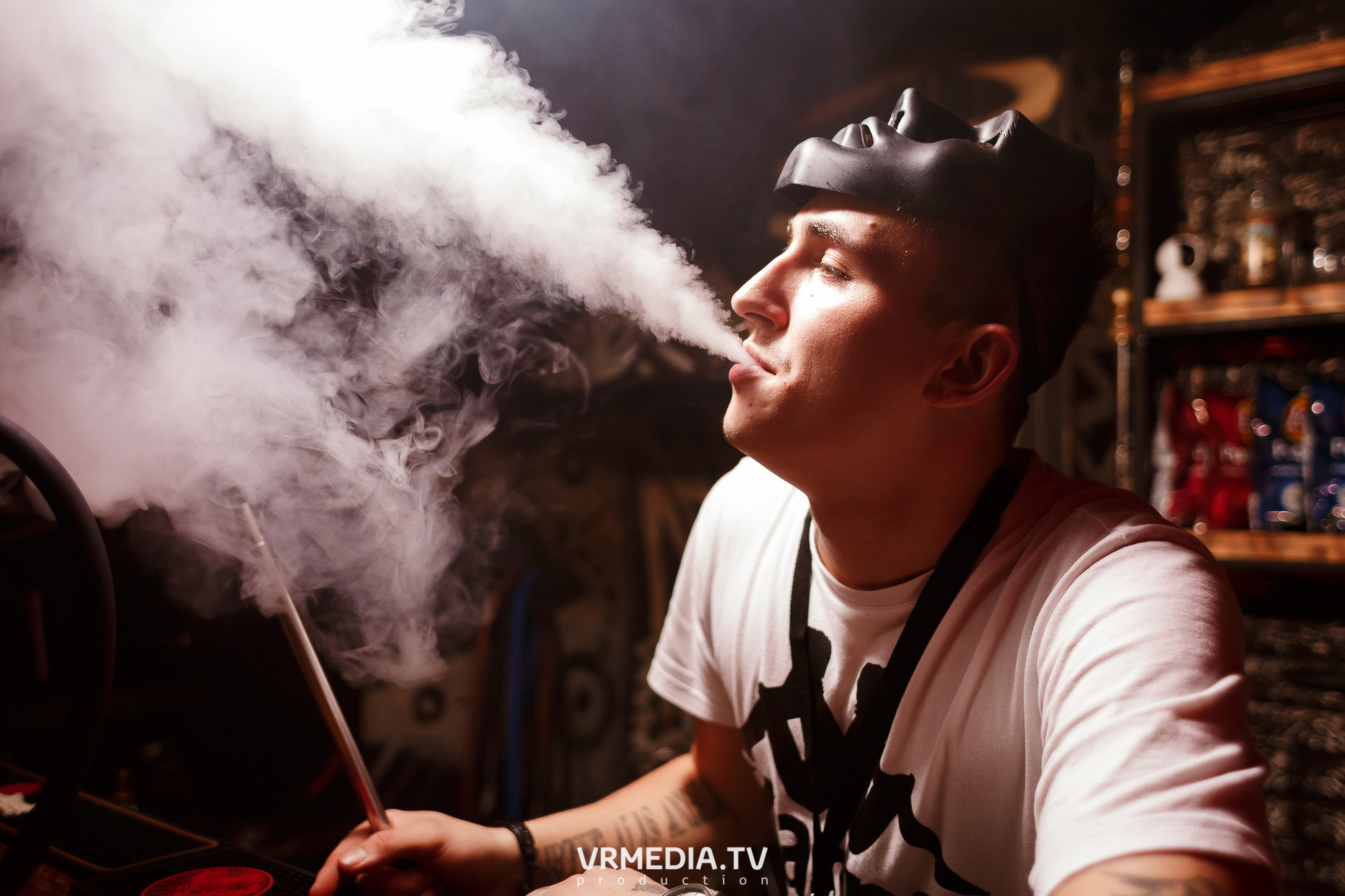 Выходные в баре «Глотай»