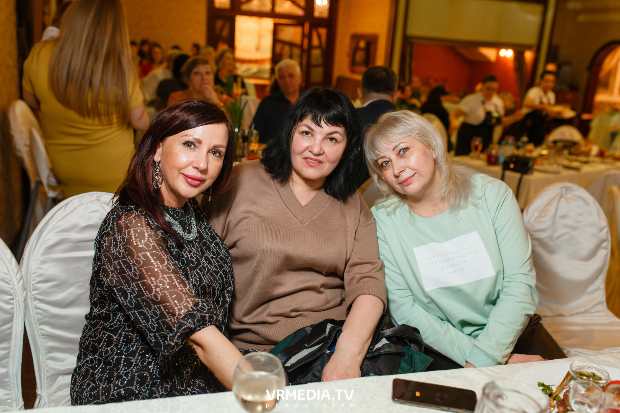 Международный женский день в ресторане «Лазурный Берег»