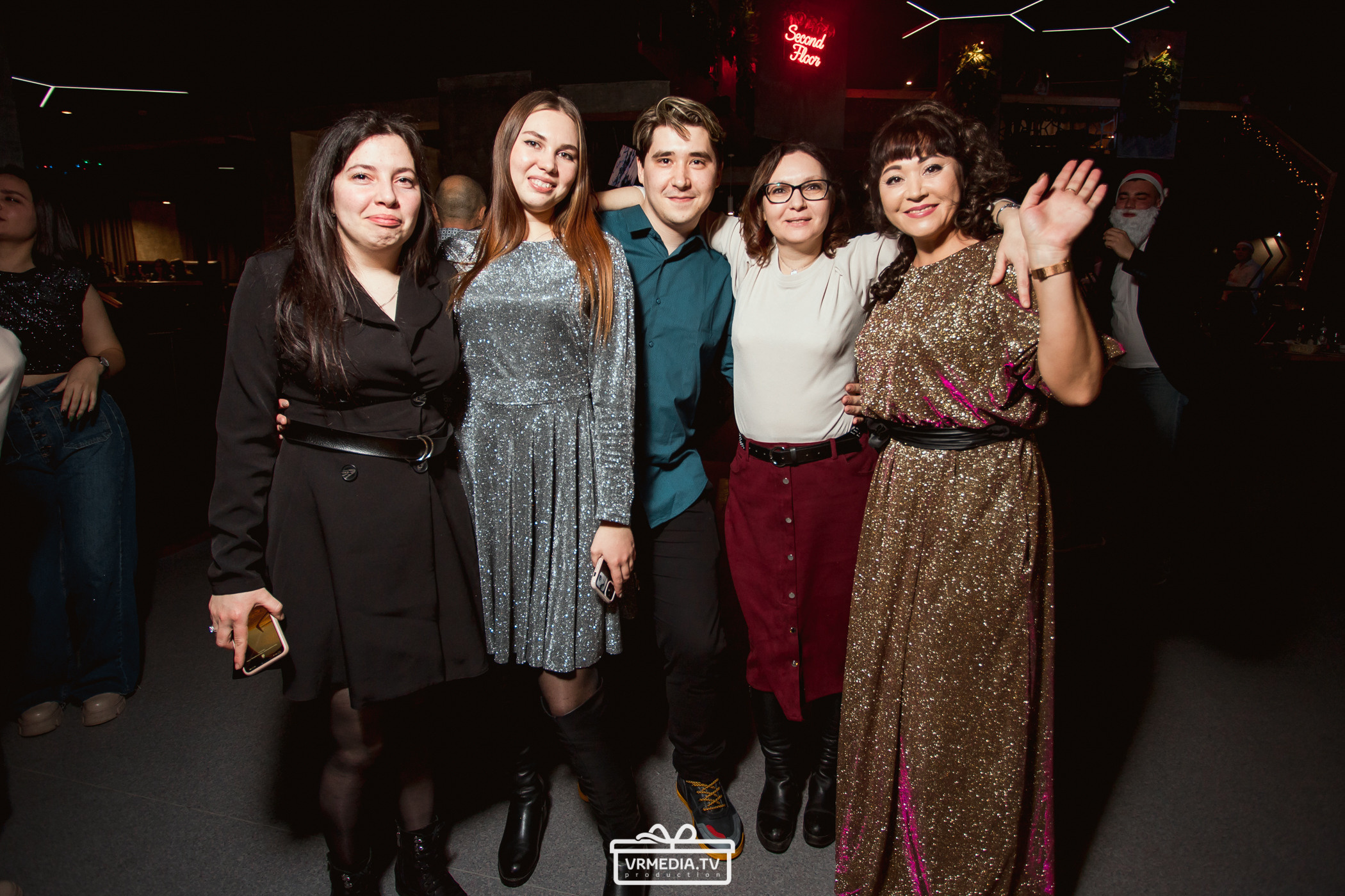 Новогодняя ночь в баре «DOSKI»