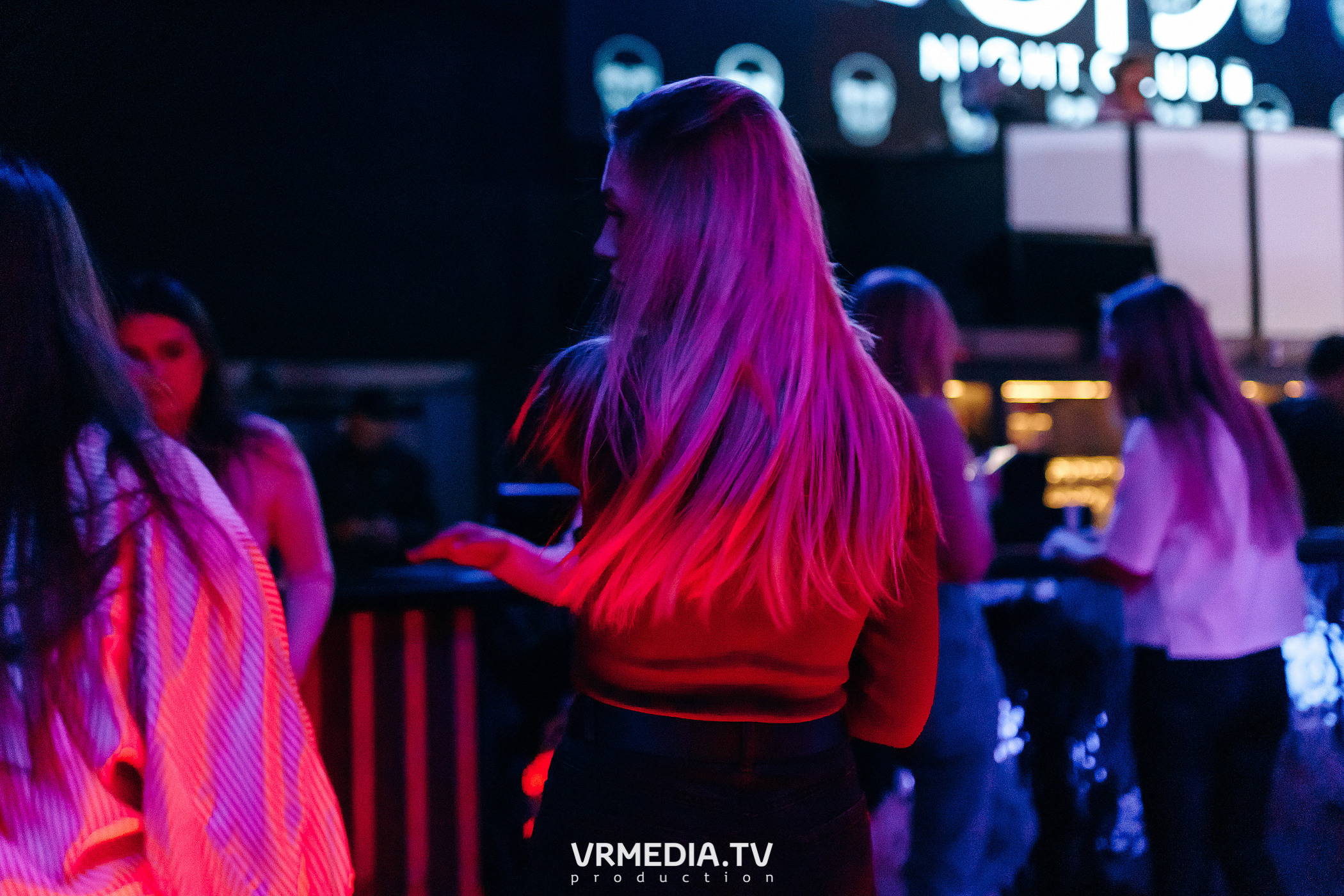 Live Broadcast в ночном клубе «ЭФИР»