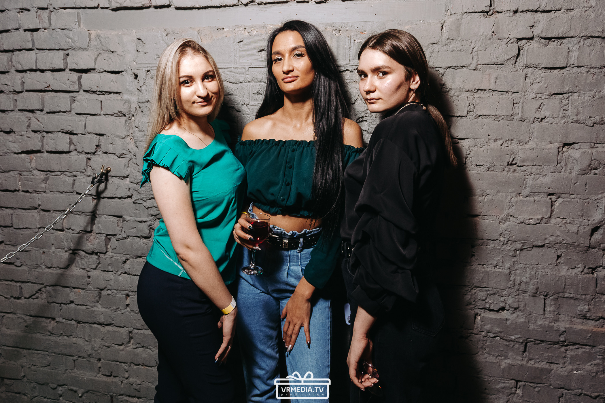 Новогодняя вечеринка в баре «BORODA»