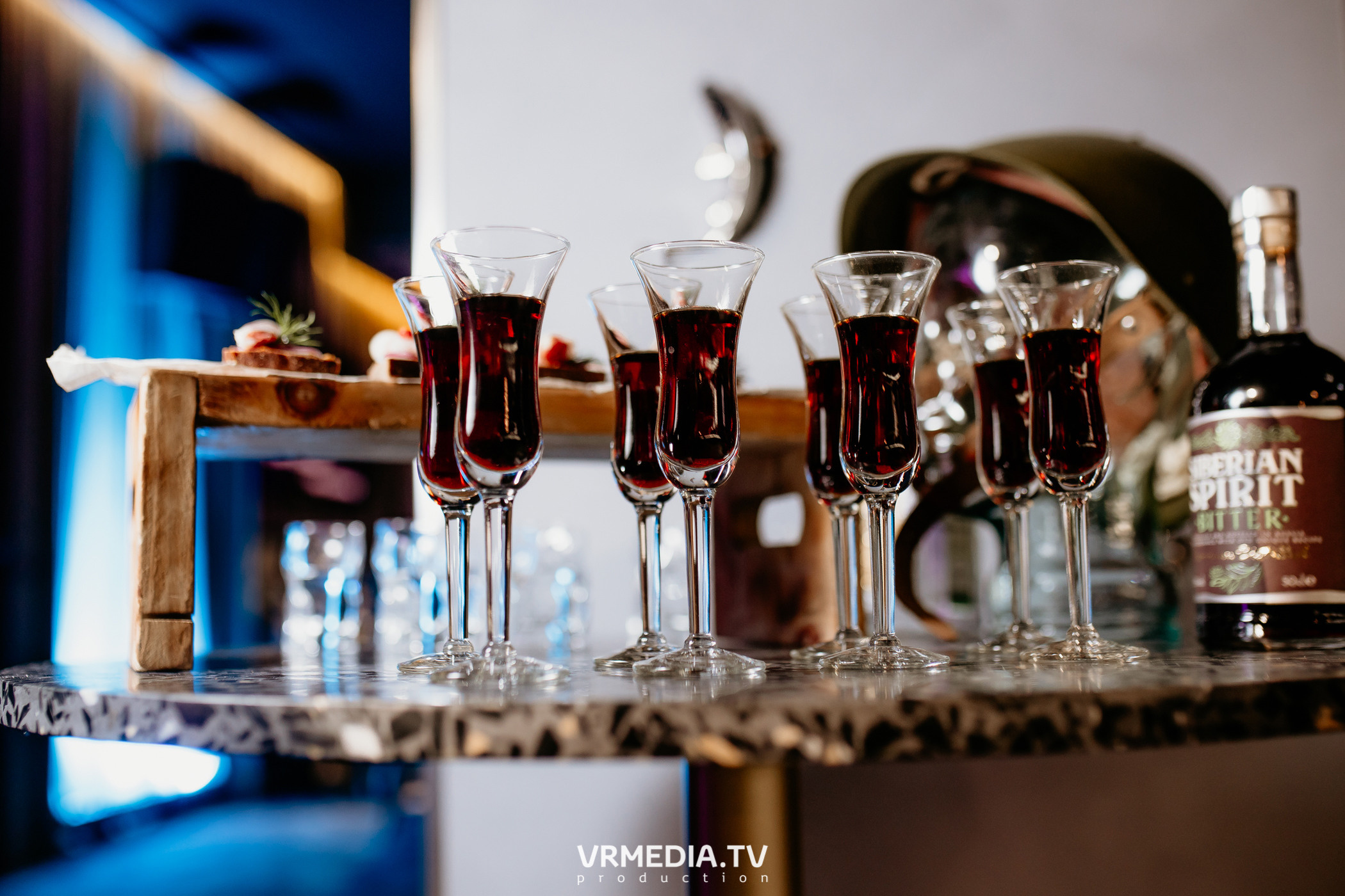 I`m a man в караоке-баре «Volna»