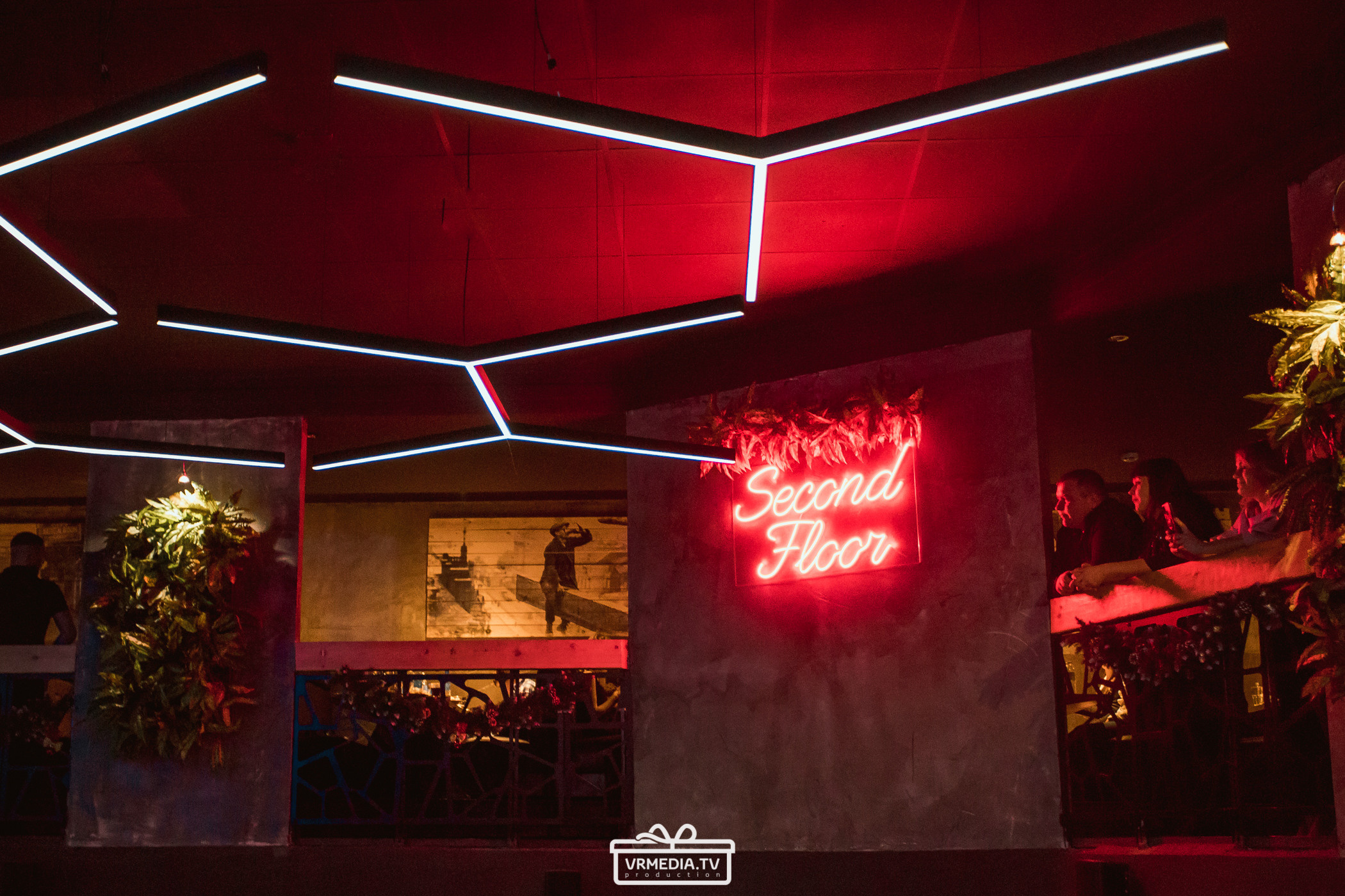 Новогодняя ночь в баре «DOSKI»