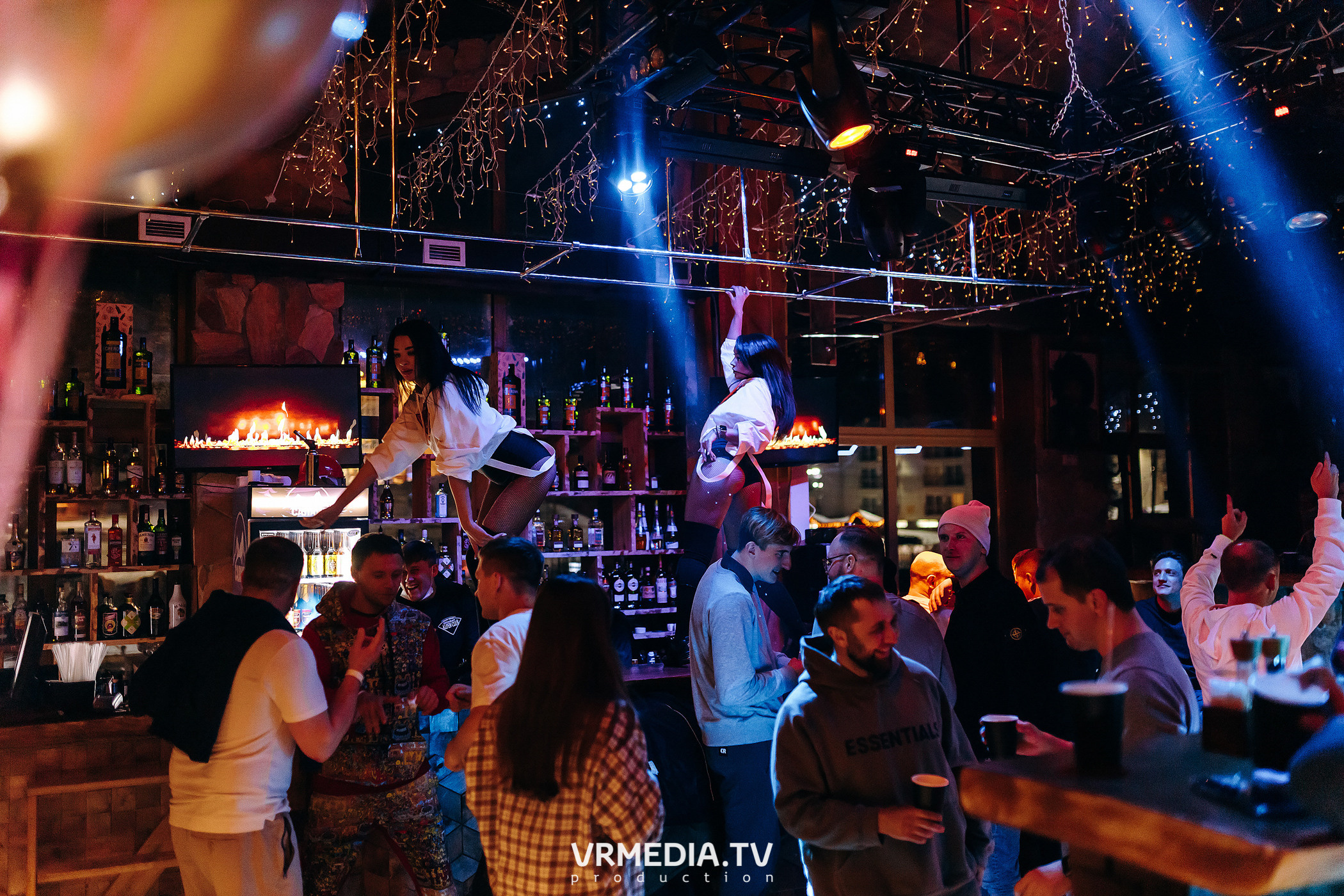 Международный женский день в «Alpen Club»