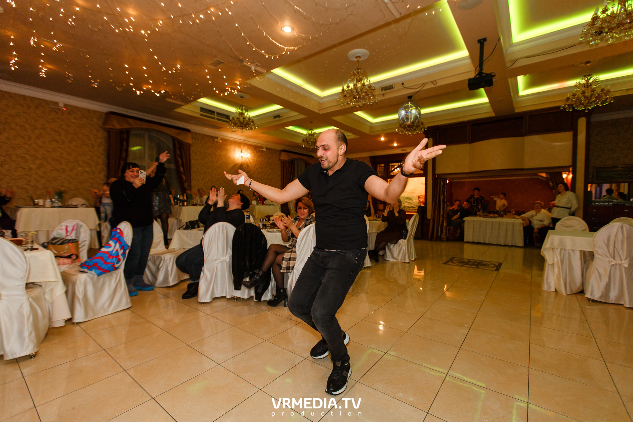 Международный женский день в ресторане «Лазурный Берег»