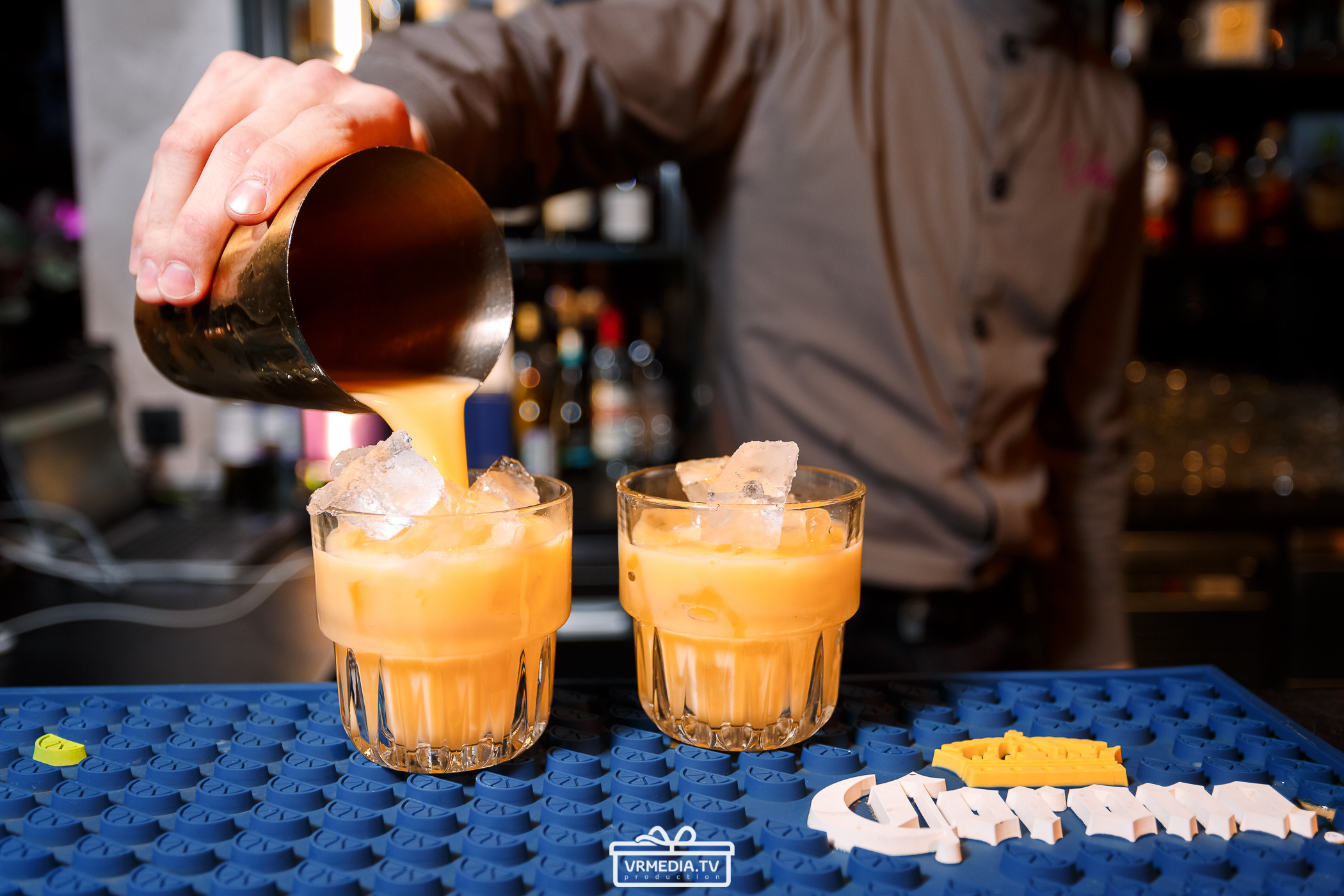 Merry Christmas в караоке-баре «Volna»