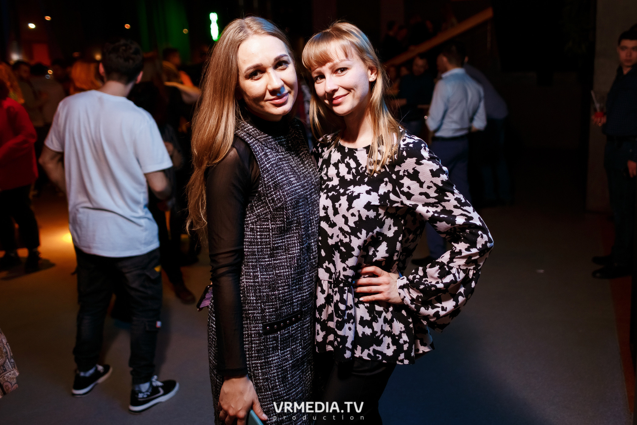 Выходные в баре «DOSKI»