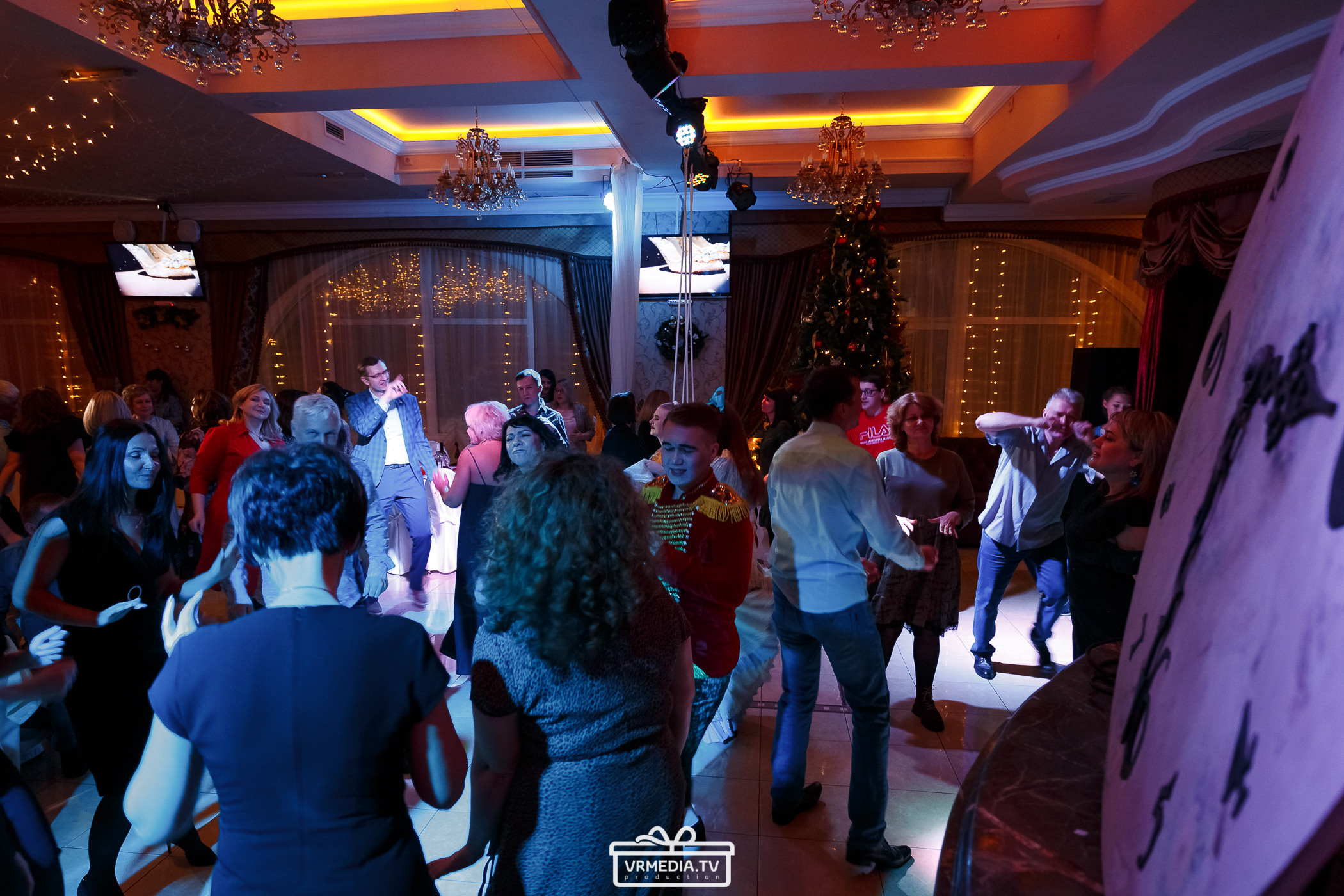 Новогодний вечер в РК «Лазурный Берег»