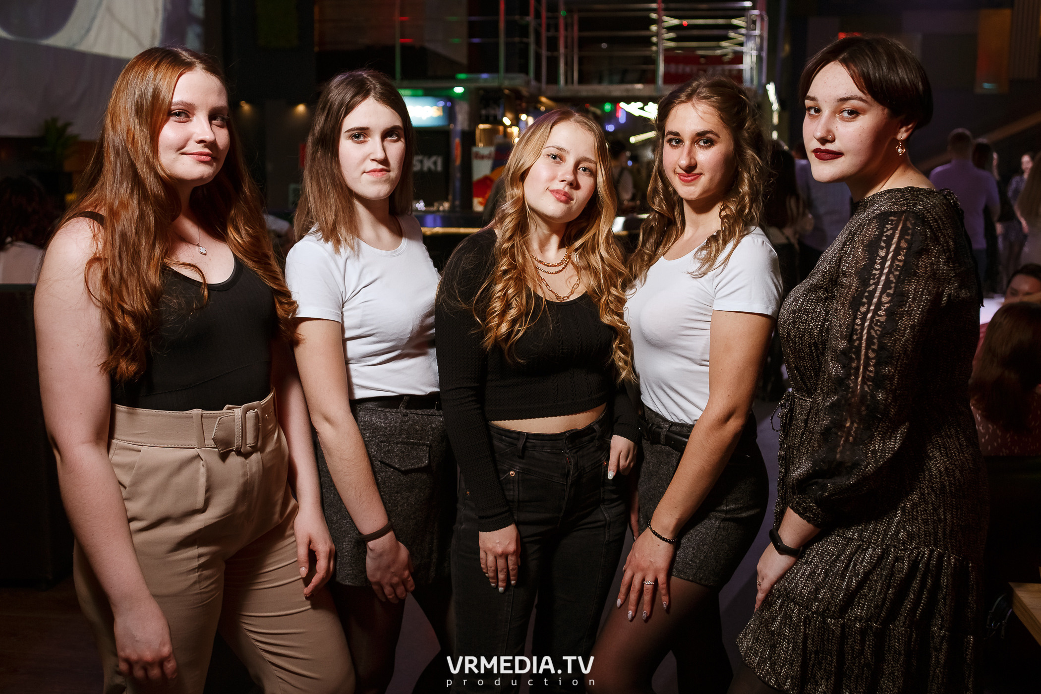 Выходные в баре «DOSKI»