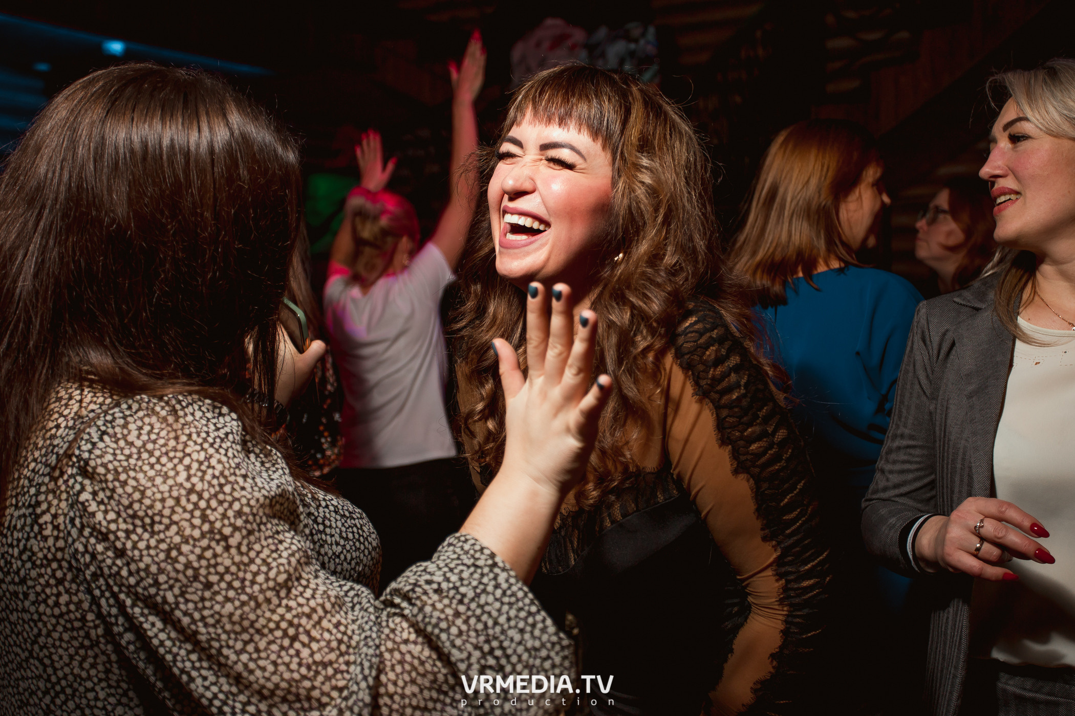 Международный женский день у «Петровича»