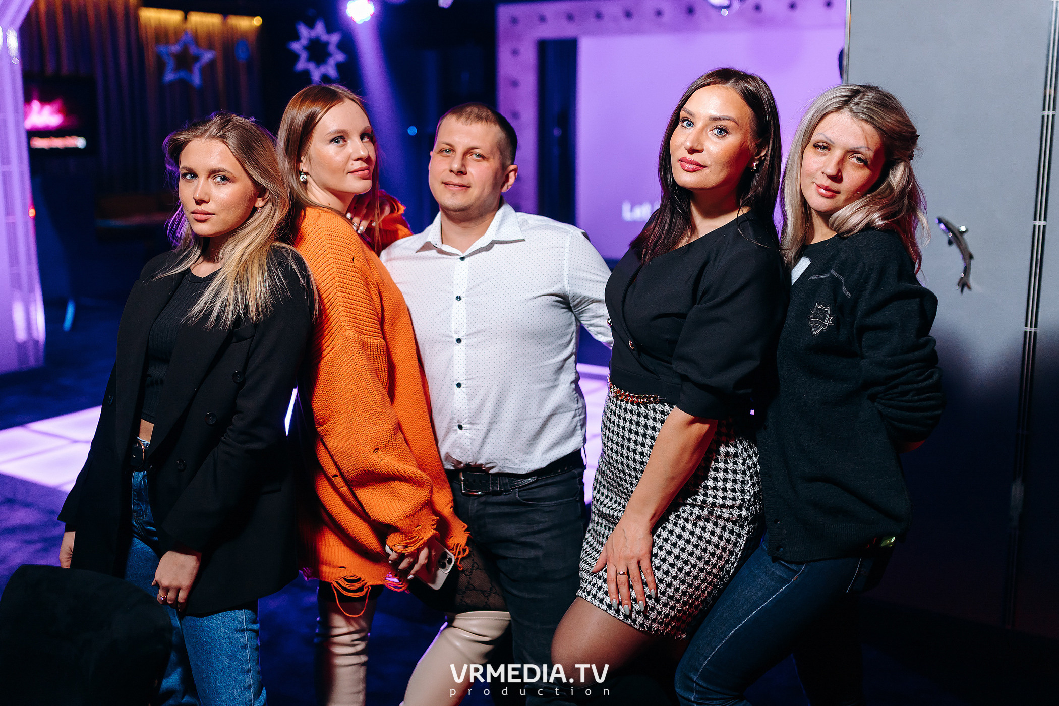 Старый новый год в караоке-баре «Volna»