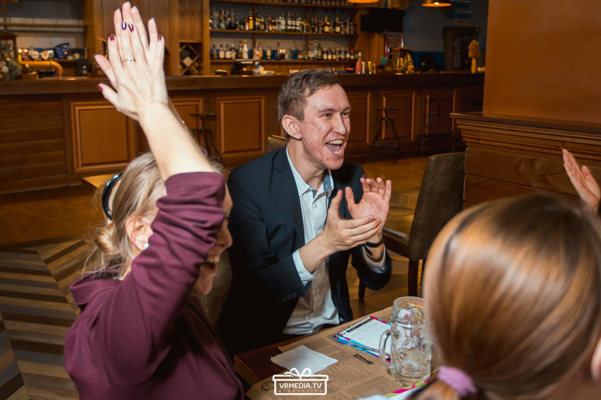 Новогоднее ВАУ БИНГО в гриль-пабе «Nieuport»