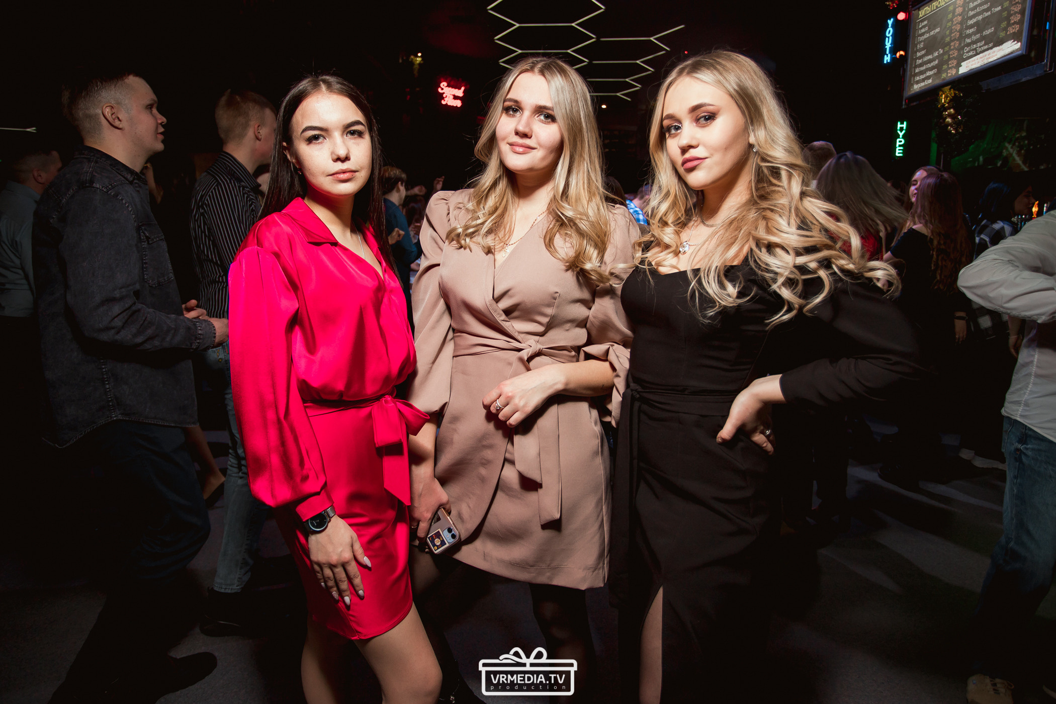 Новогодняя ночь в баре «DOSKI»