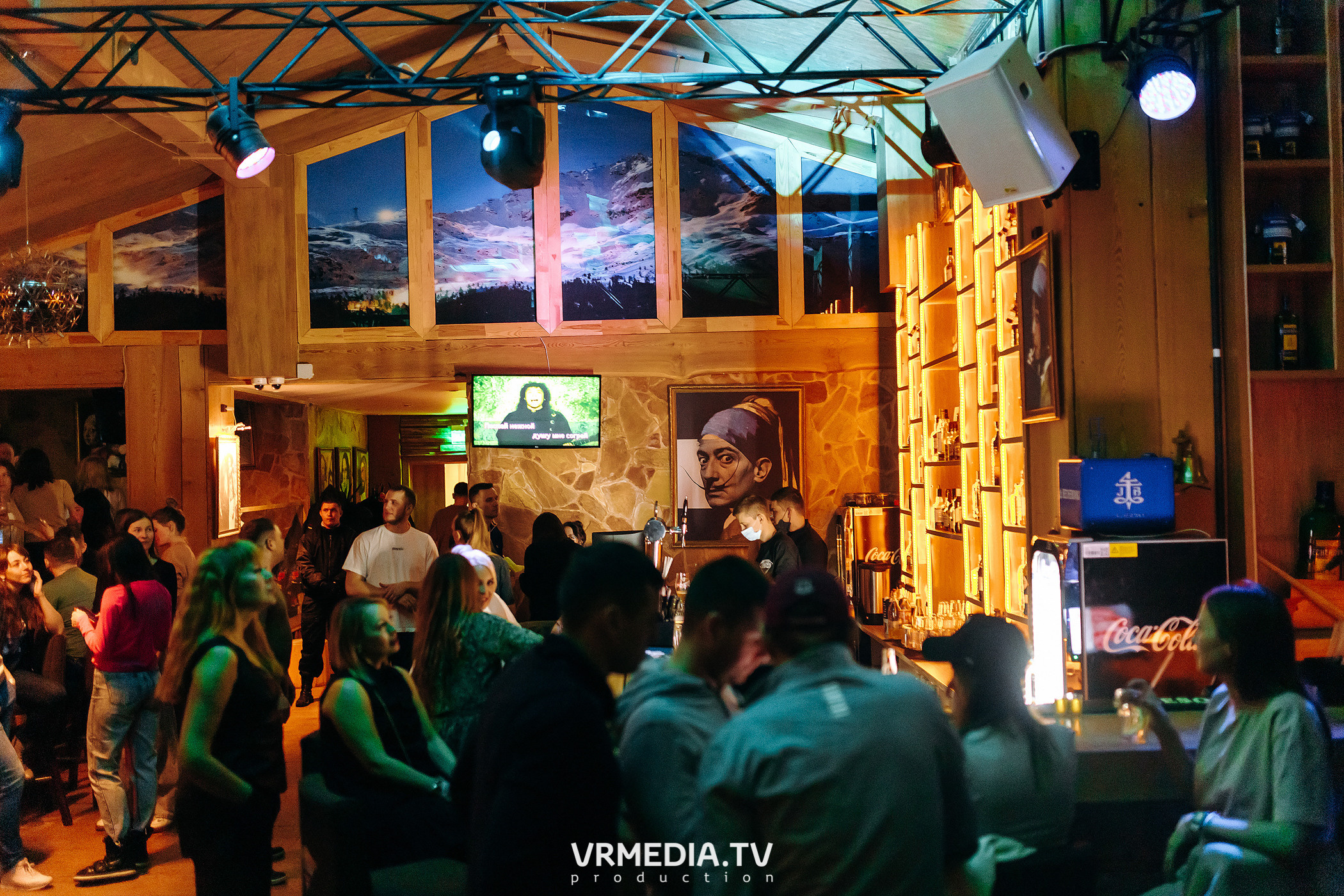 Международный женский день в «Alpen Club»