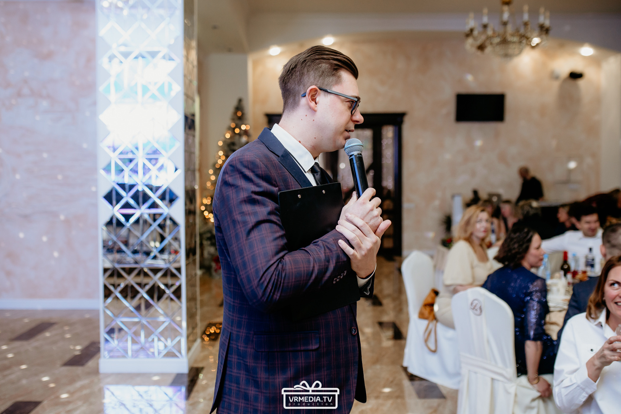 Новый год в ресторане «Love story»