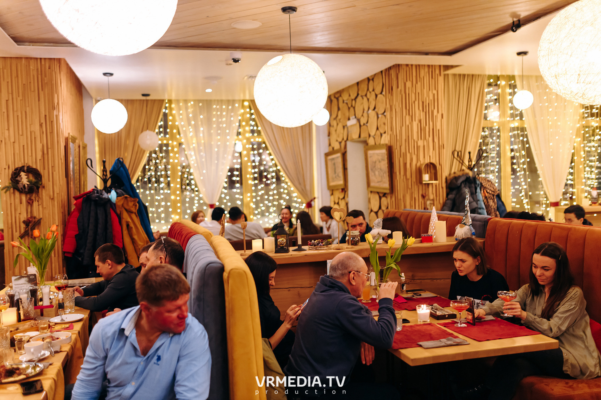 Международный женский день в «Alpen Club»