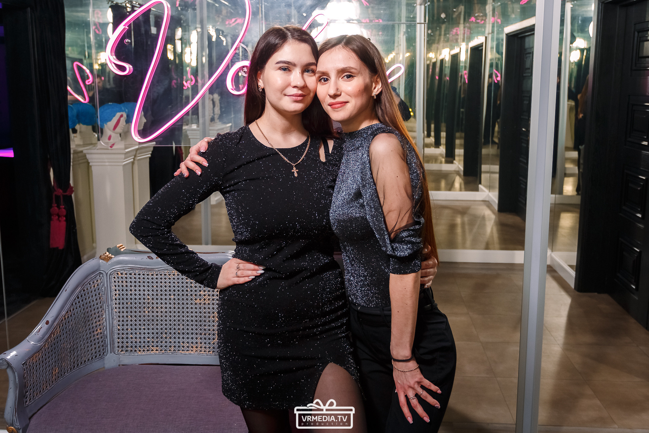 Merry Christmas в караоке-баре «Volna»