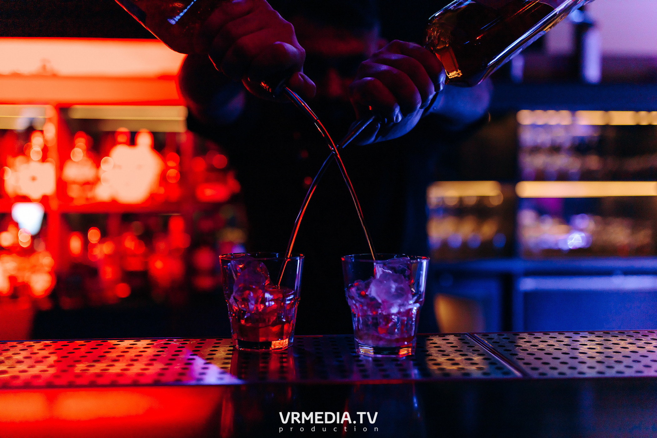 Live Broadcast в ночном клубе «ЭФИР»