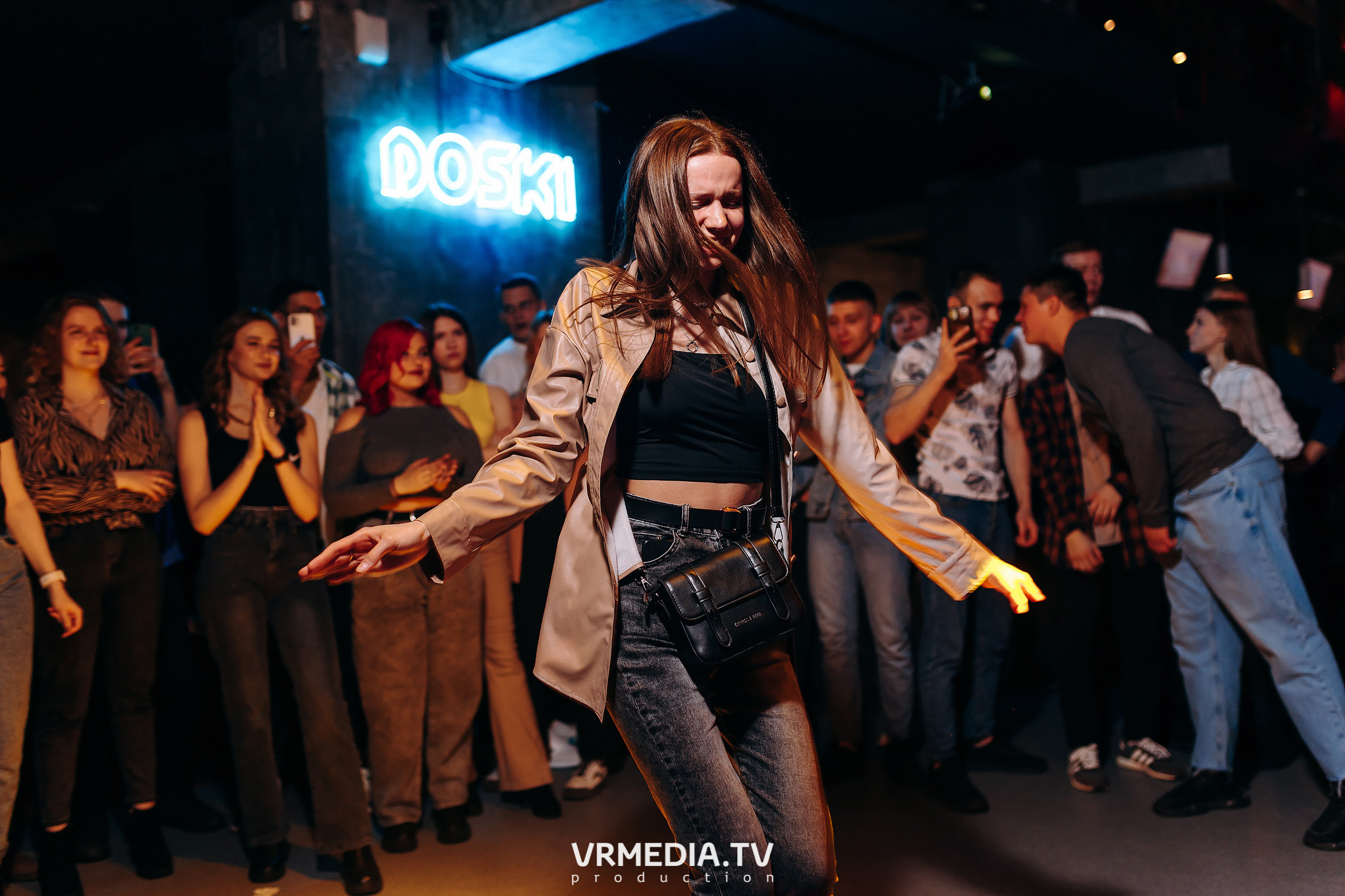 Выходные в баре «DOSKI»