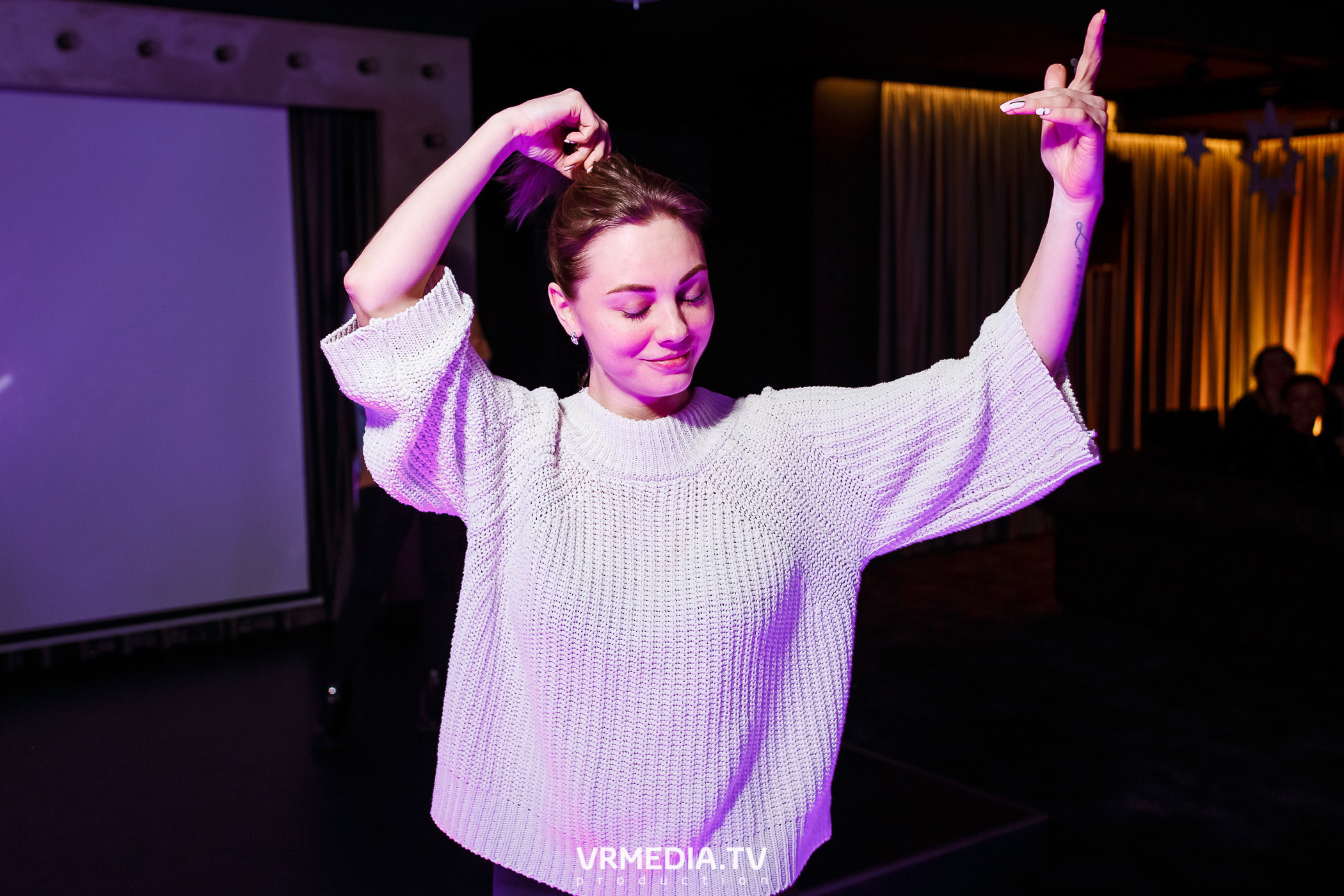 Spring Fever в караоке-баре «Volna»