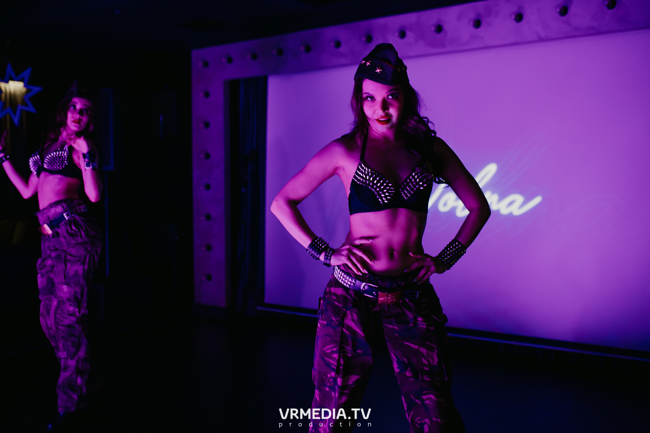 I`m a man в караоке-баре «Volna»