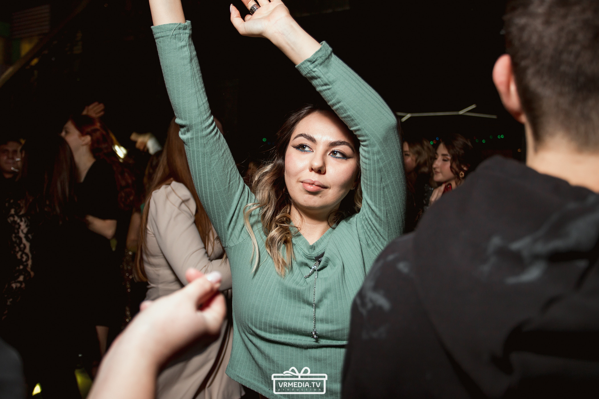 Новогодняя ночь в баре «DOSKI»