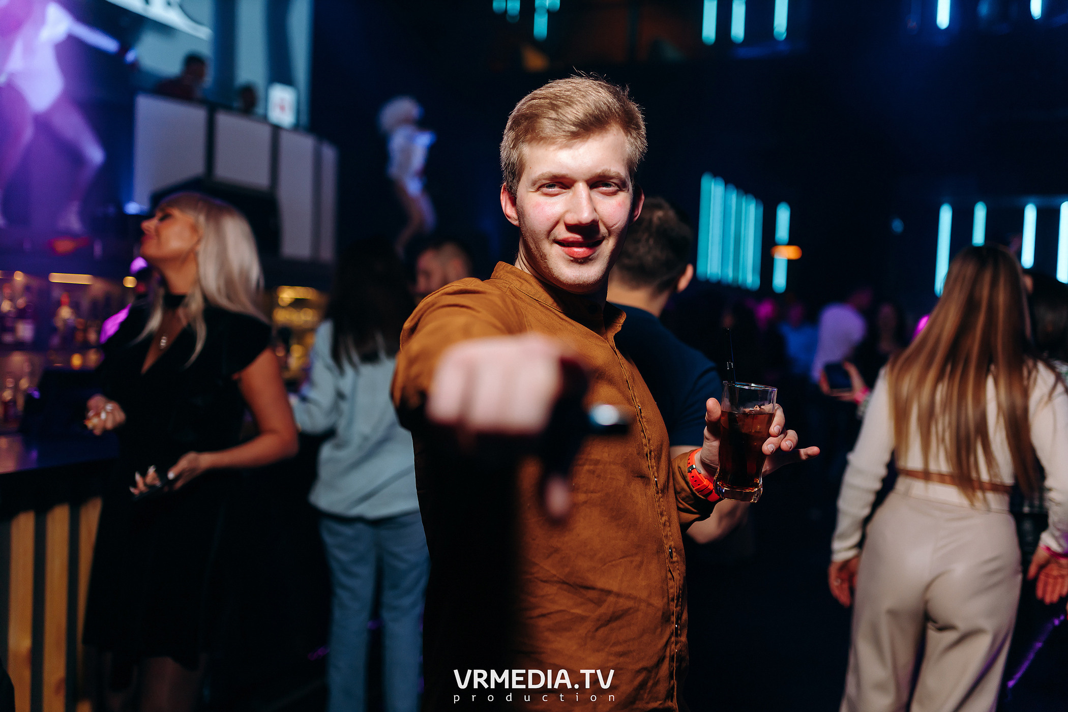 LOVE PARADE в ночном клубе «ЭФИР»