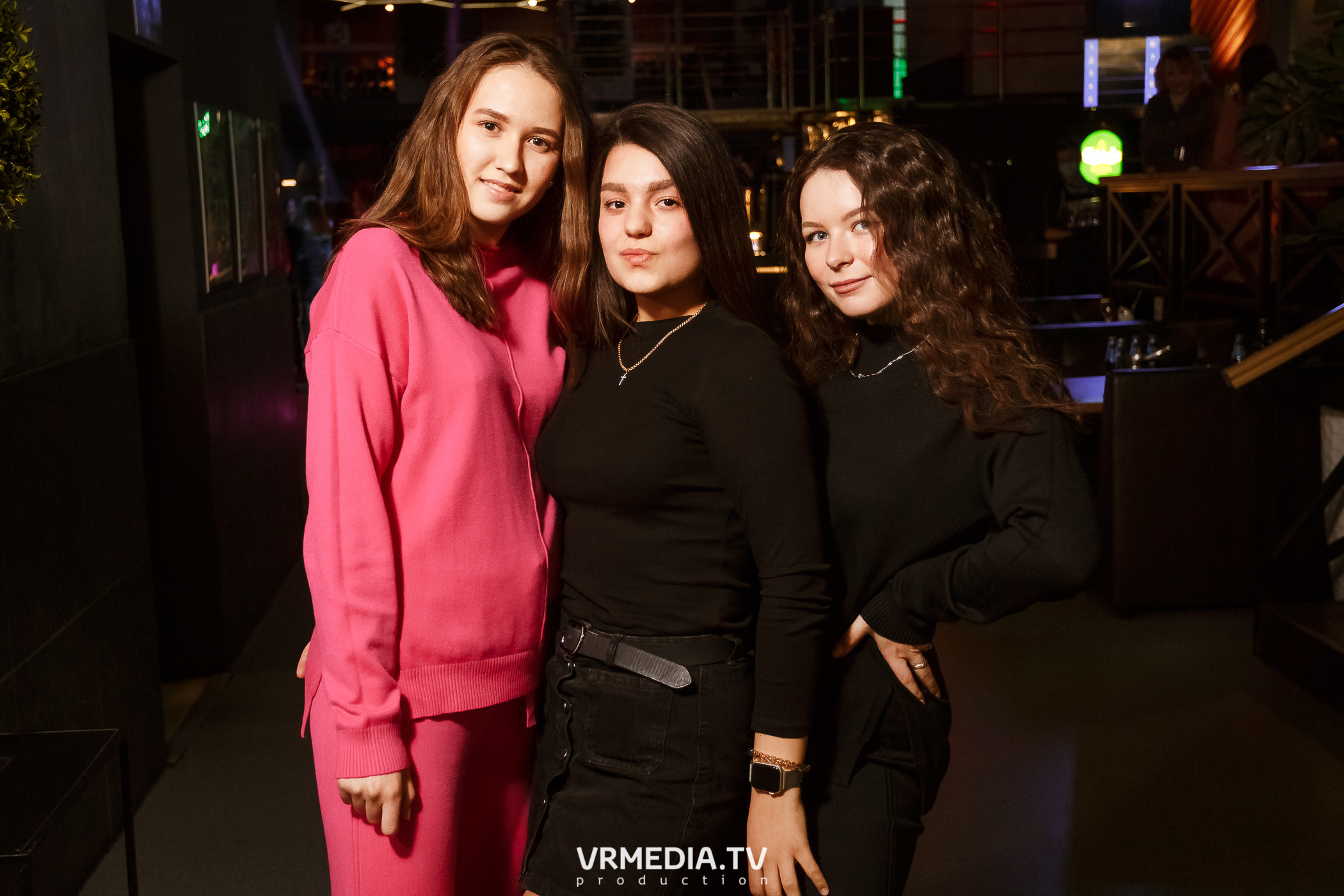 Выходные в баре «DOSKI»