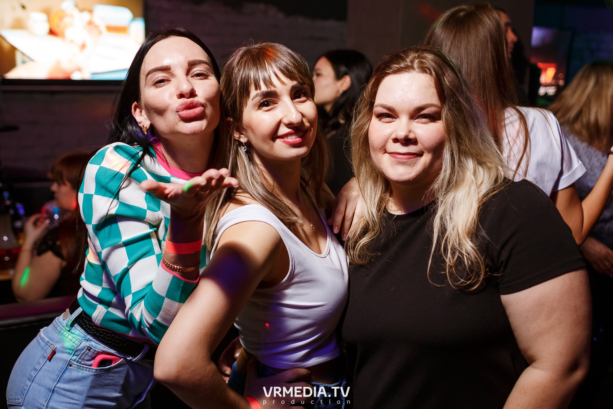 Международный женский день в баре «BORODA»