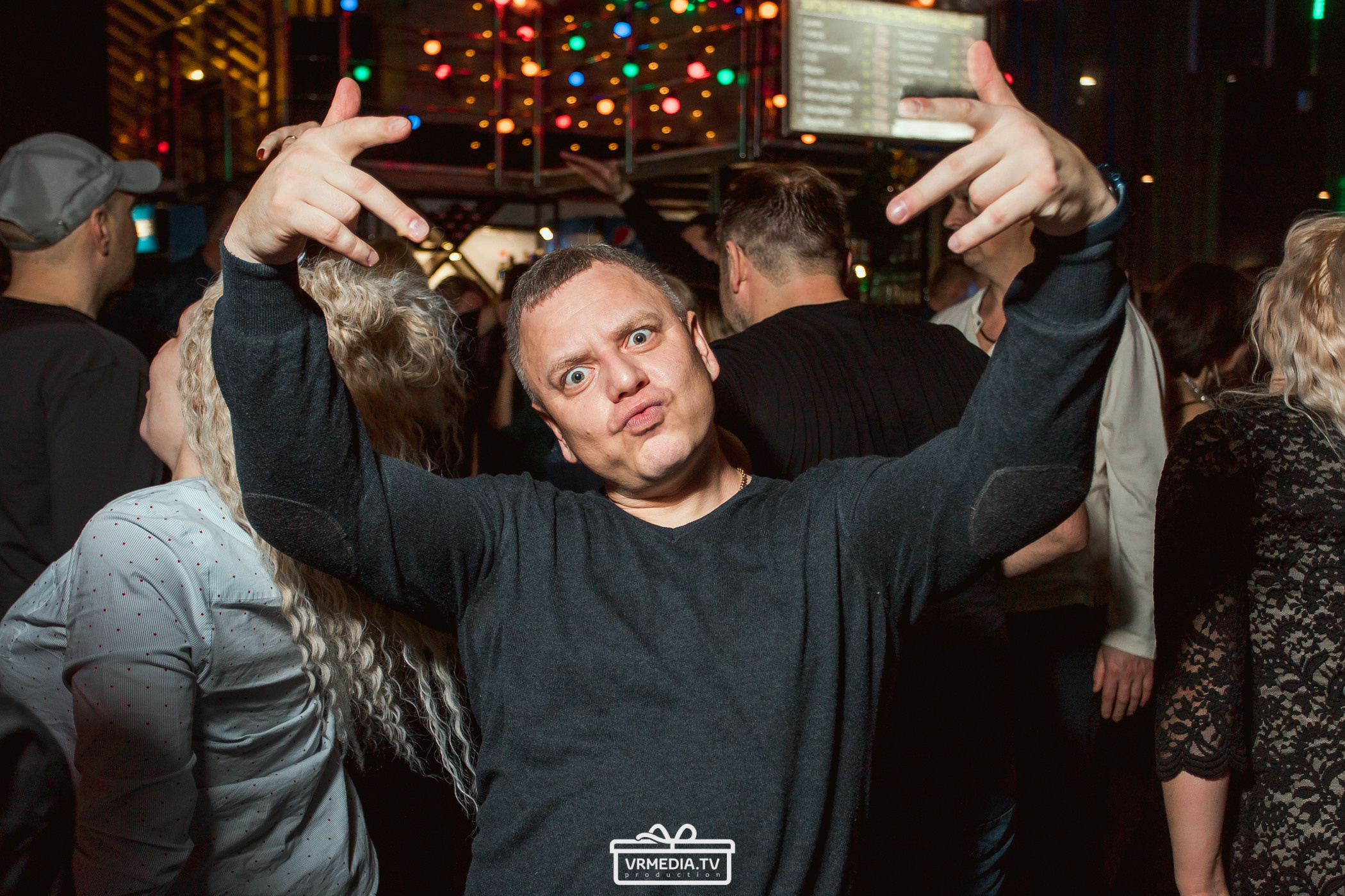 Новогодний вечер в баре «DOSKI»