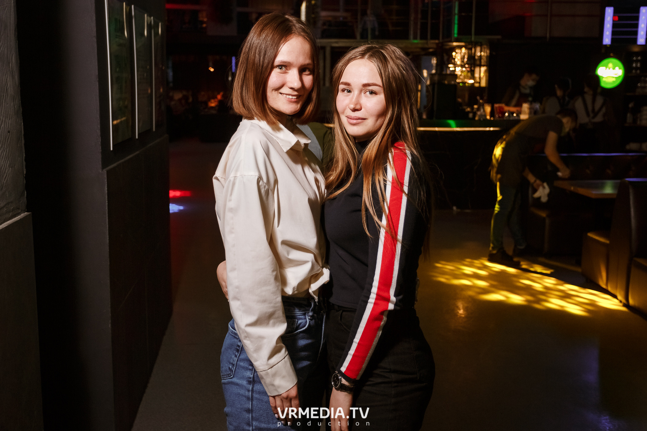 Выходные в баре «DOSKI»