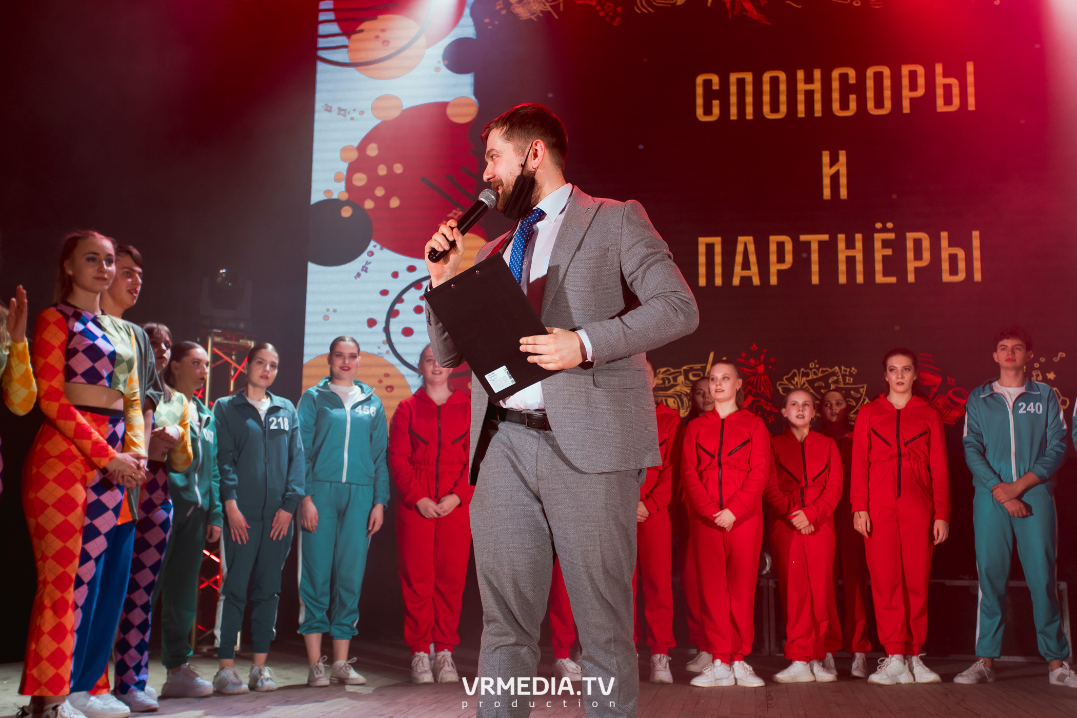 Гала-концерт фестиваля первокурсников «Давай Знакомиться» в КемГМУ