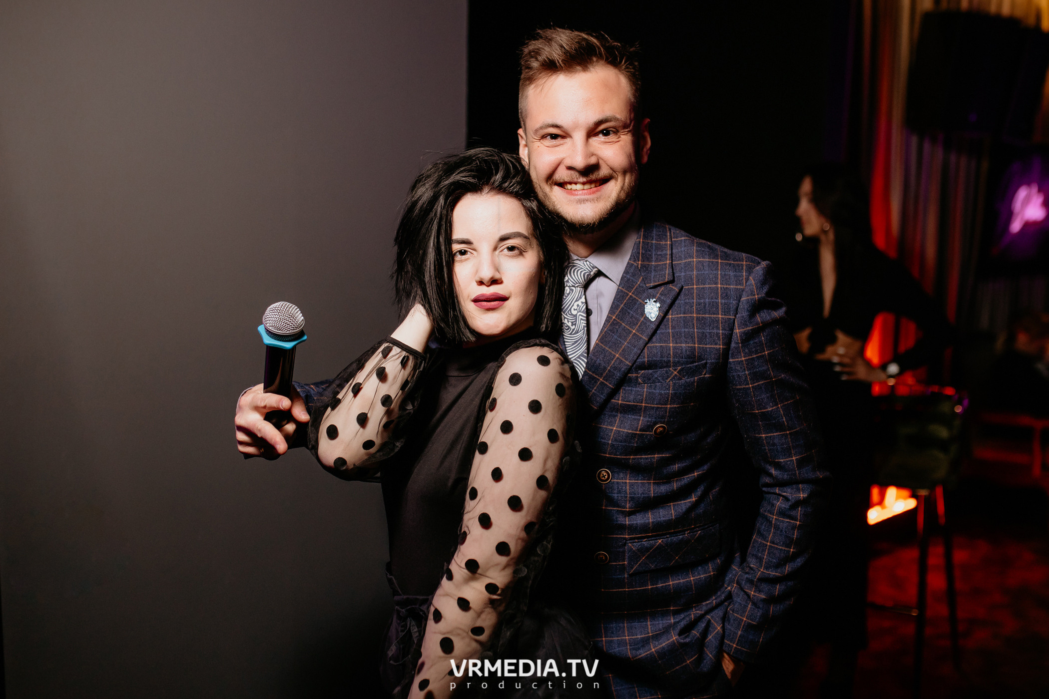 Международный женский день в караоке-баре «Volna»