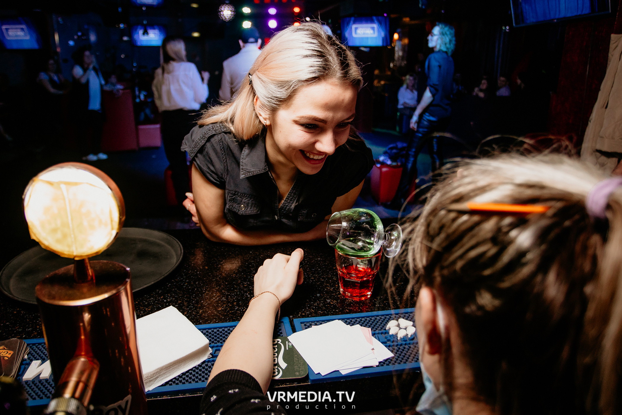 Международный женский день в караоке «Chicago»