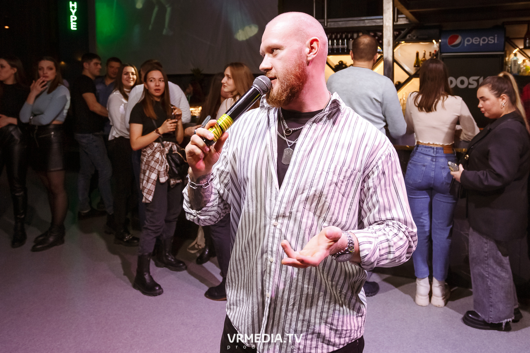 Выходные в баре «DOSKI»