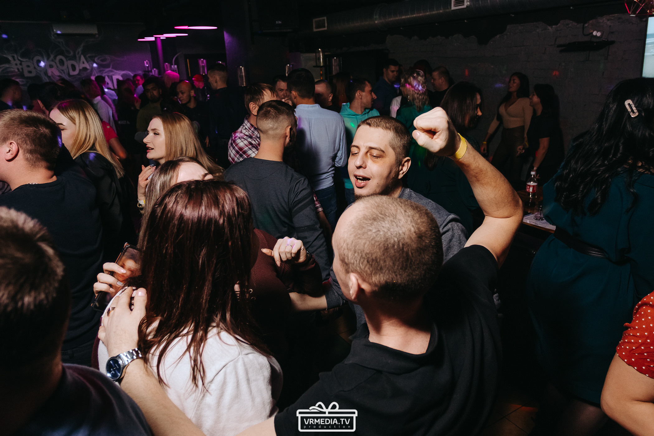 Новогодняя вечеринка в баре «BORODA»