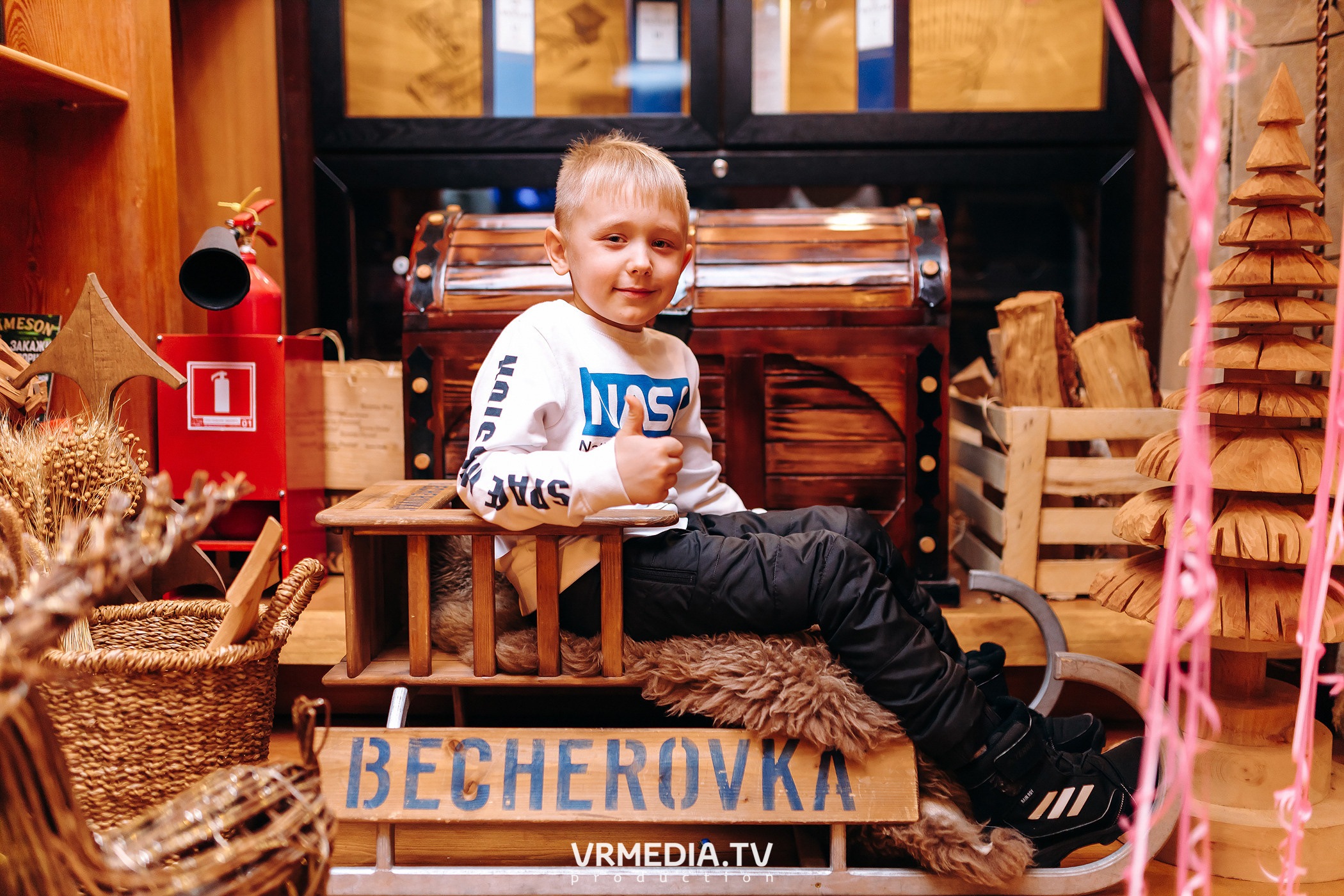 Международный женский день в «Alpen Club»