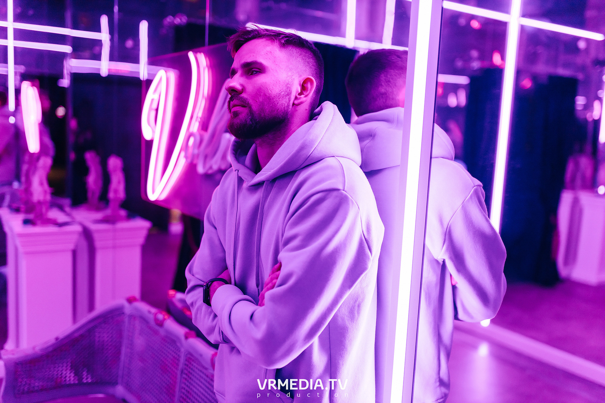 Выходные в караоке-баре «Volna»