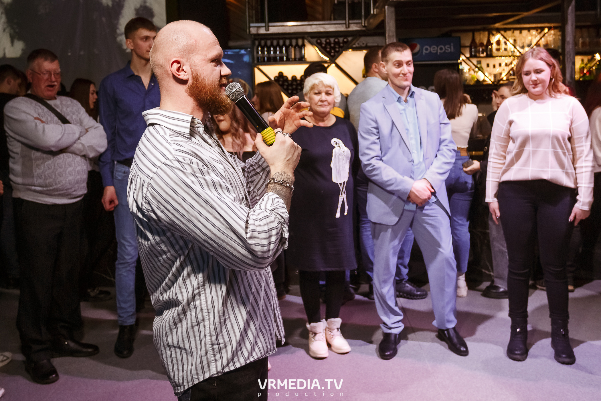 Выходные в баре «DOSKI»