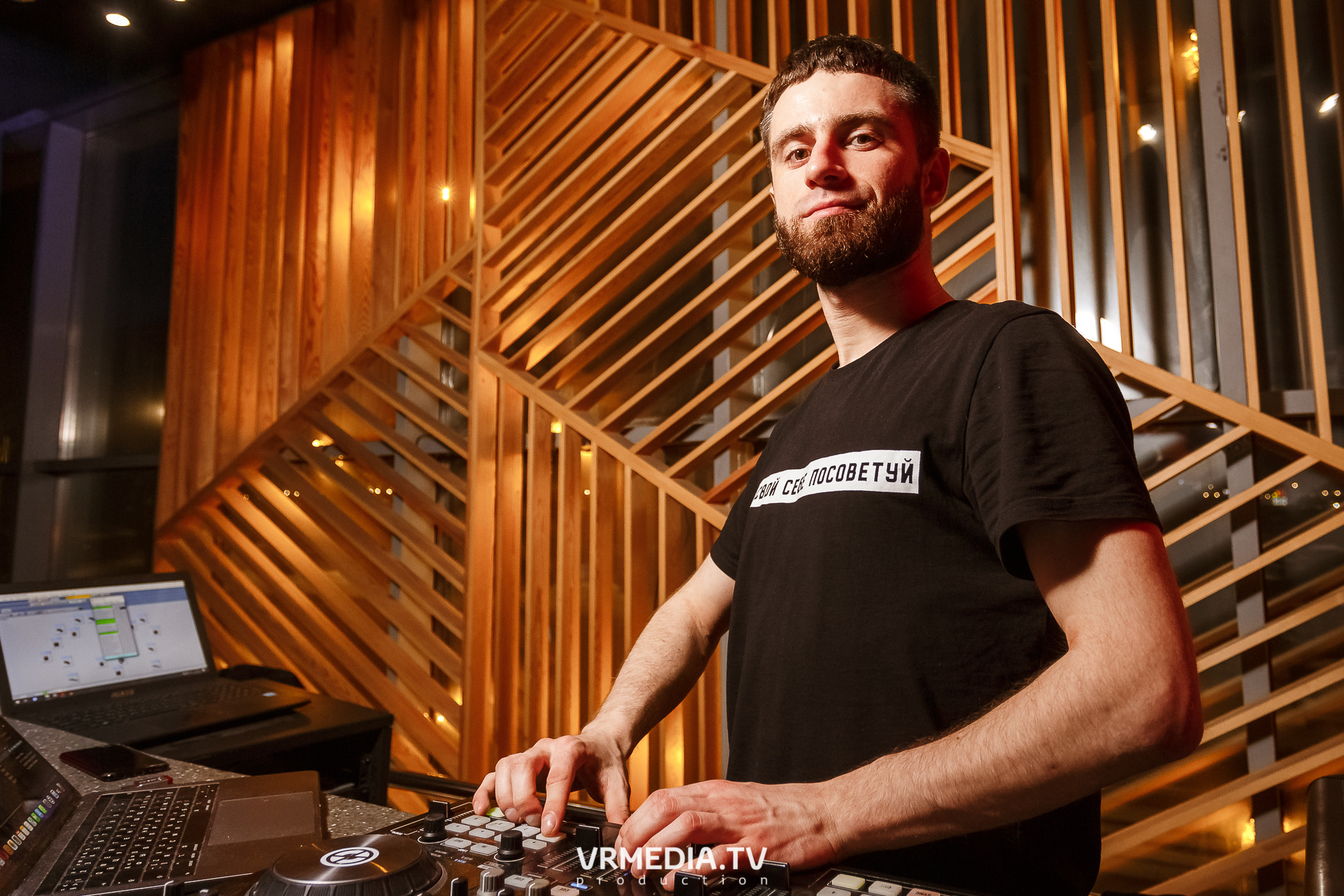 Выходные в баре «DOSKI»