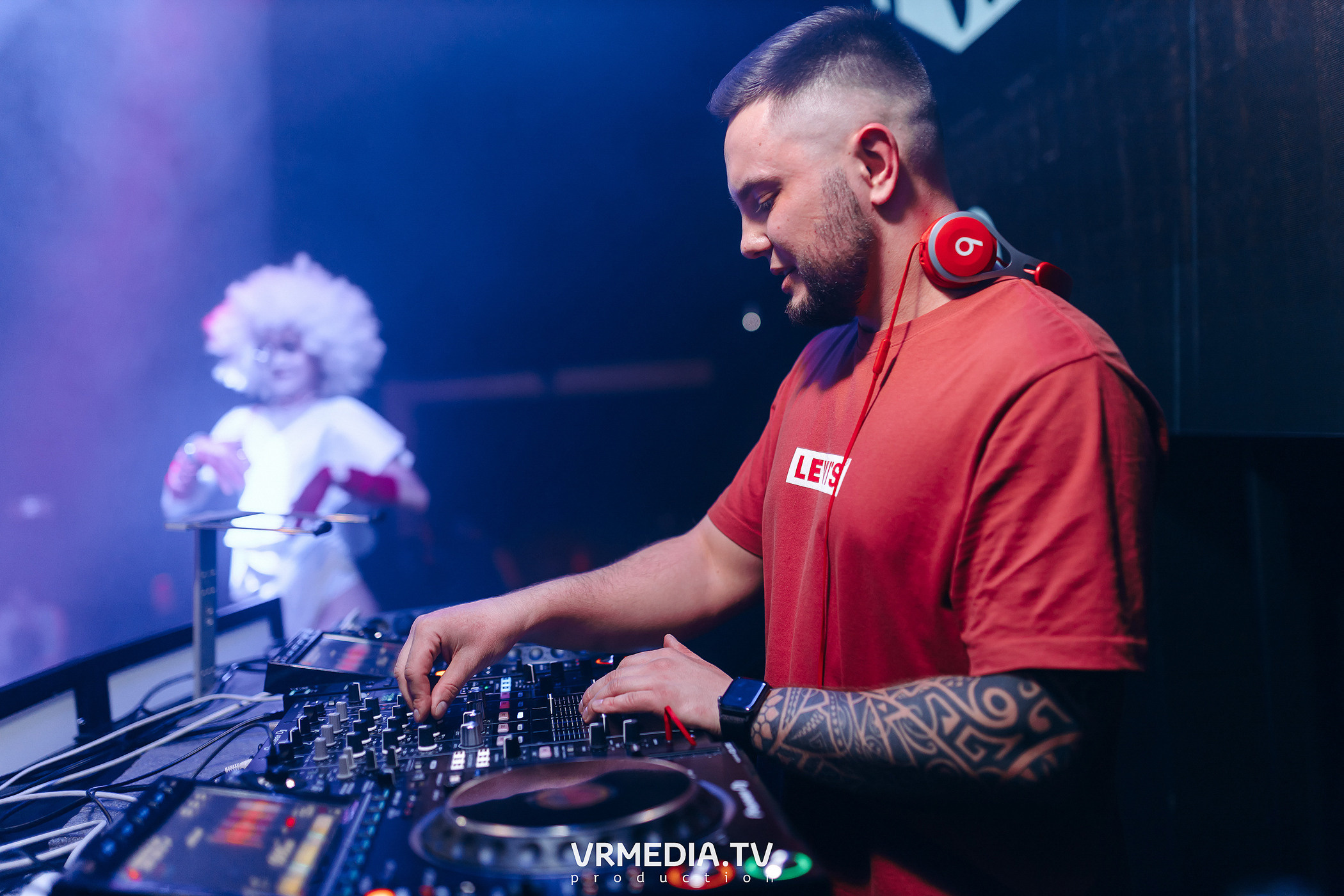 LOVE PARADE в ночном клубе «ЭФИР»