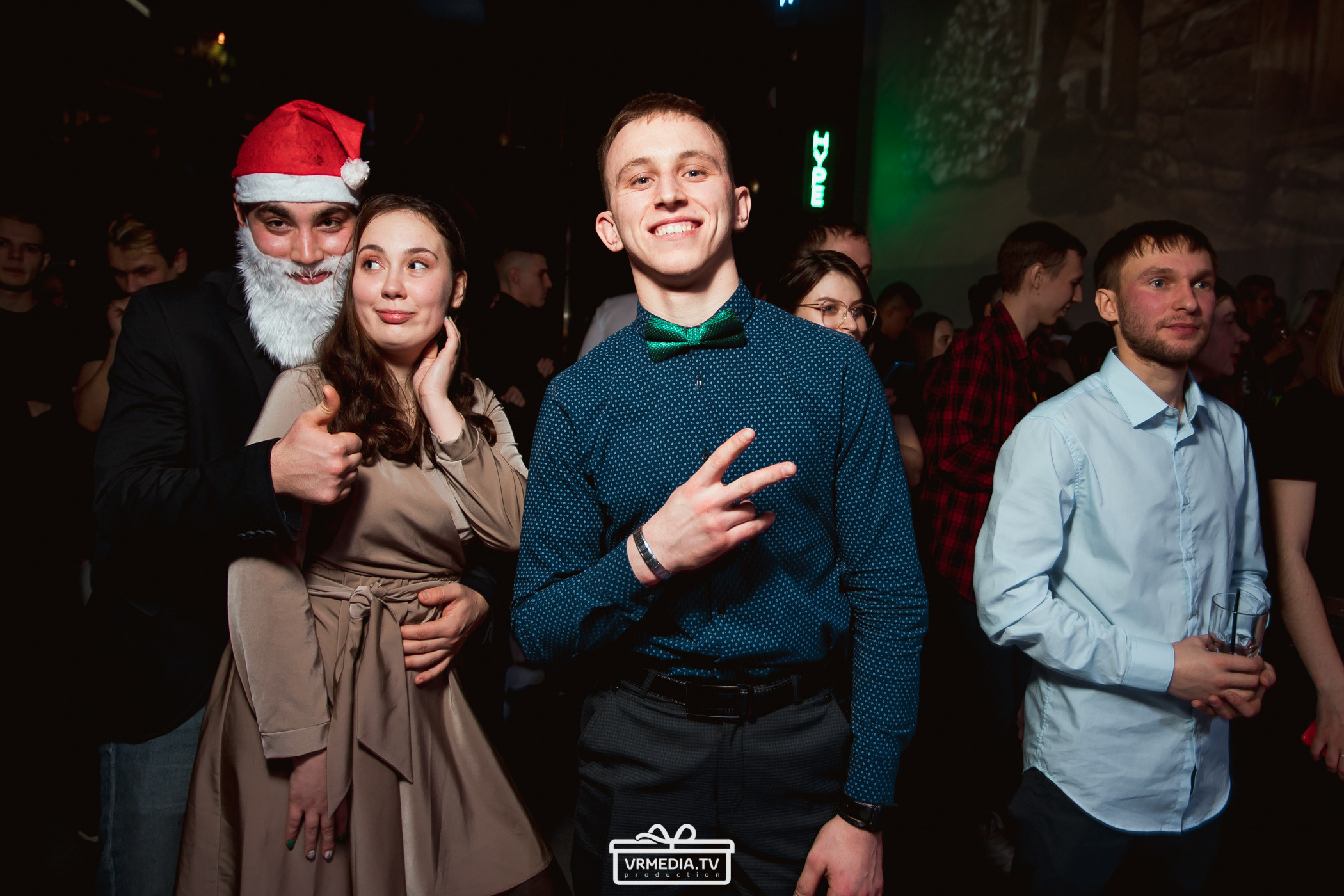 Новогодняя ночь в баре «DOSKI»