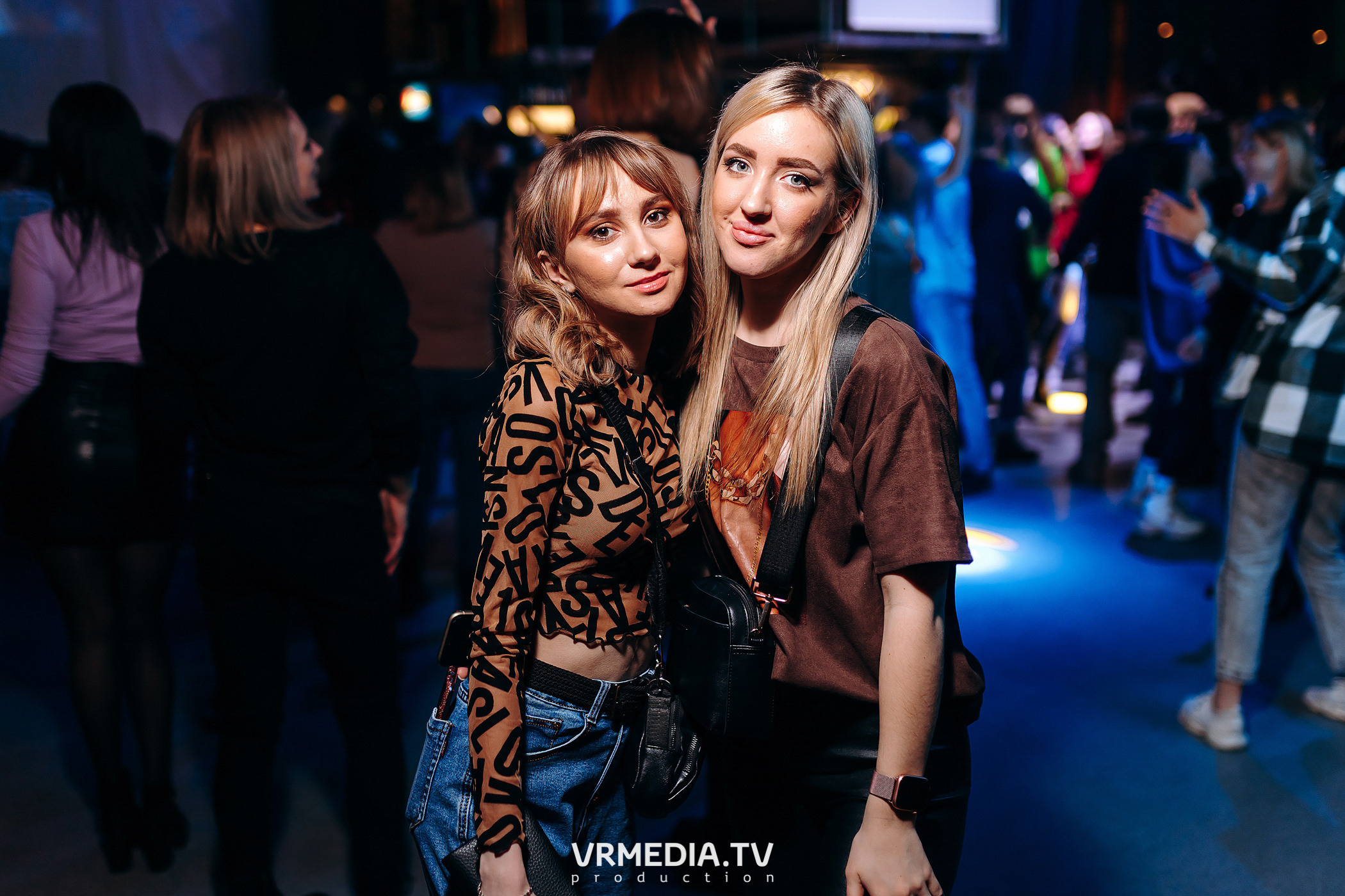 Выходные в баре «DOSKI»