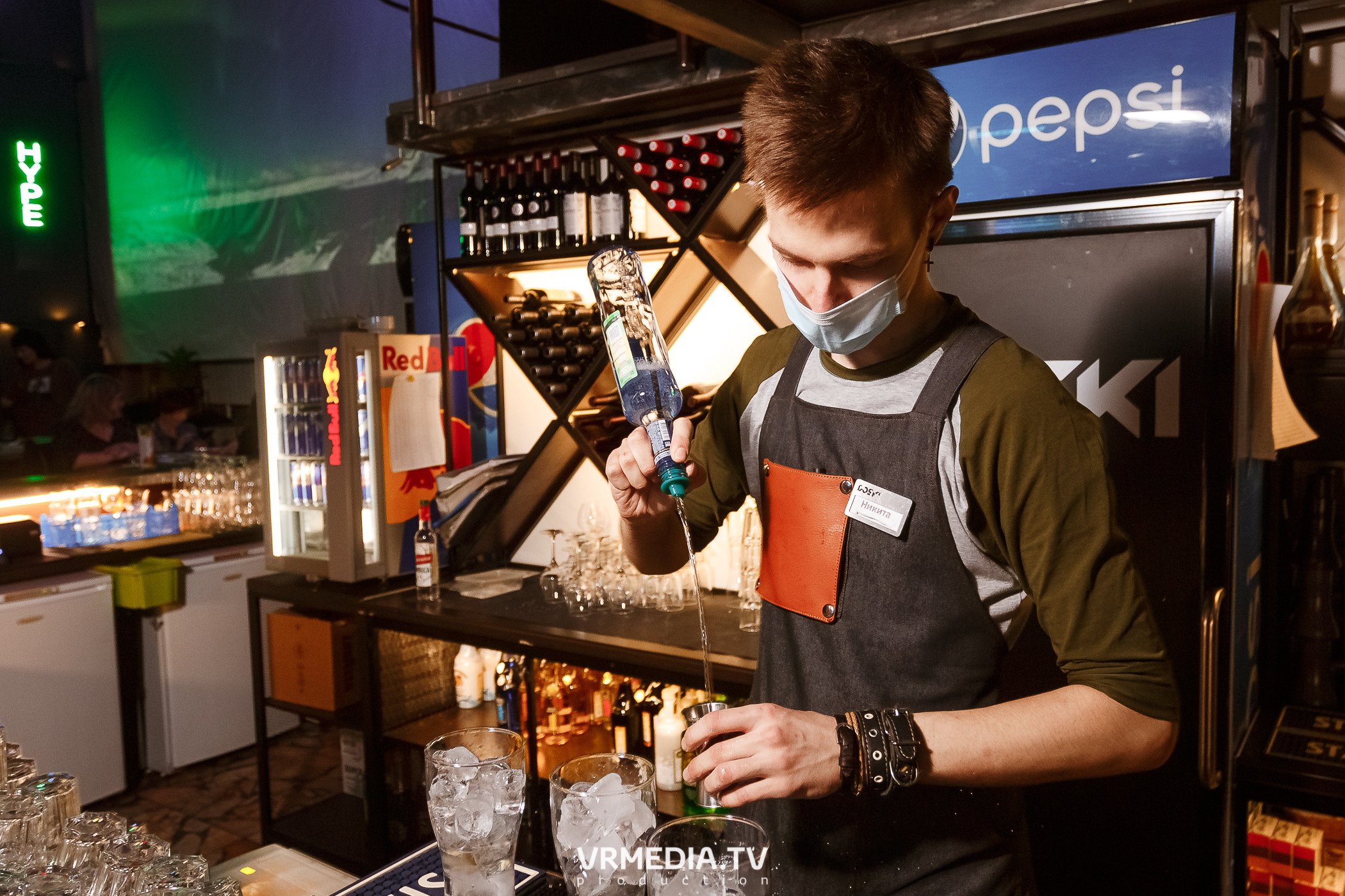 Выходные в баре «DOSKI»