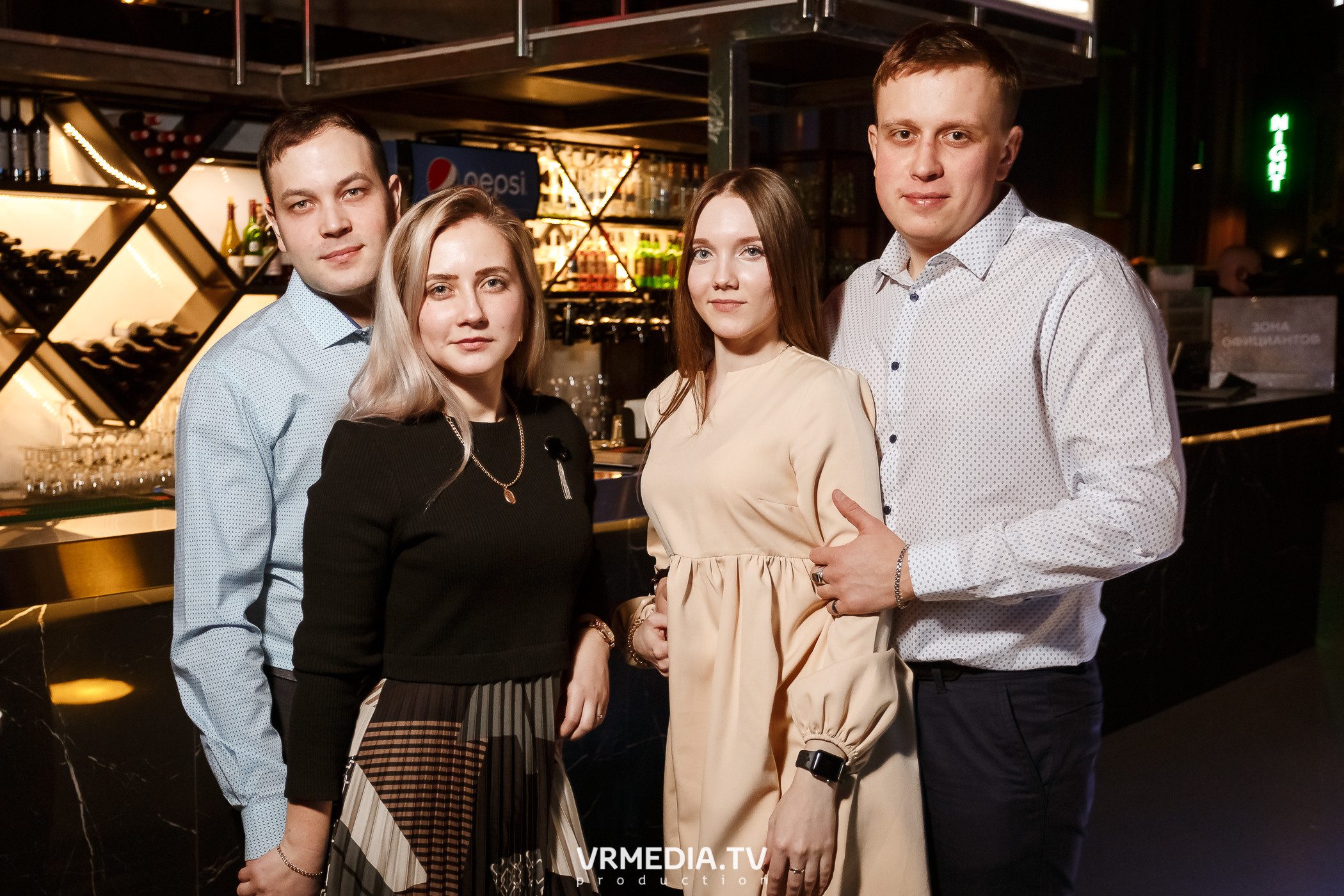 Выходные в баре «DOSKI»