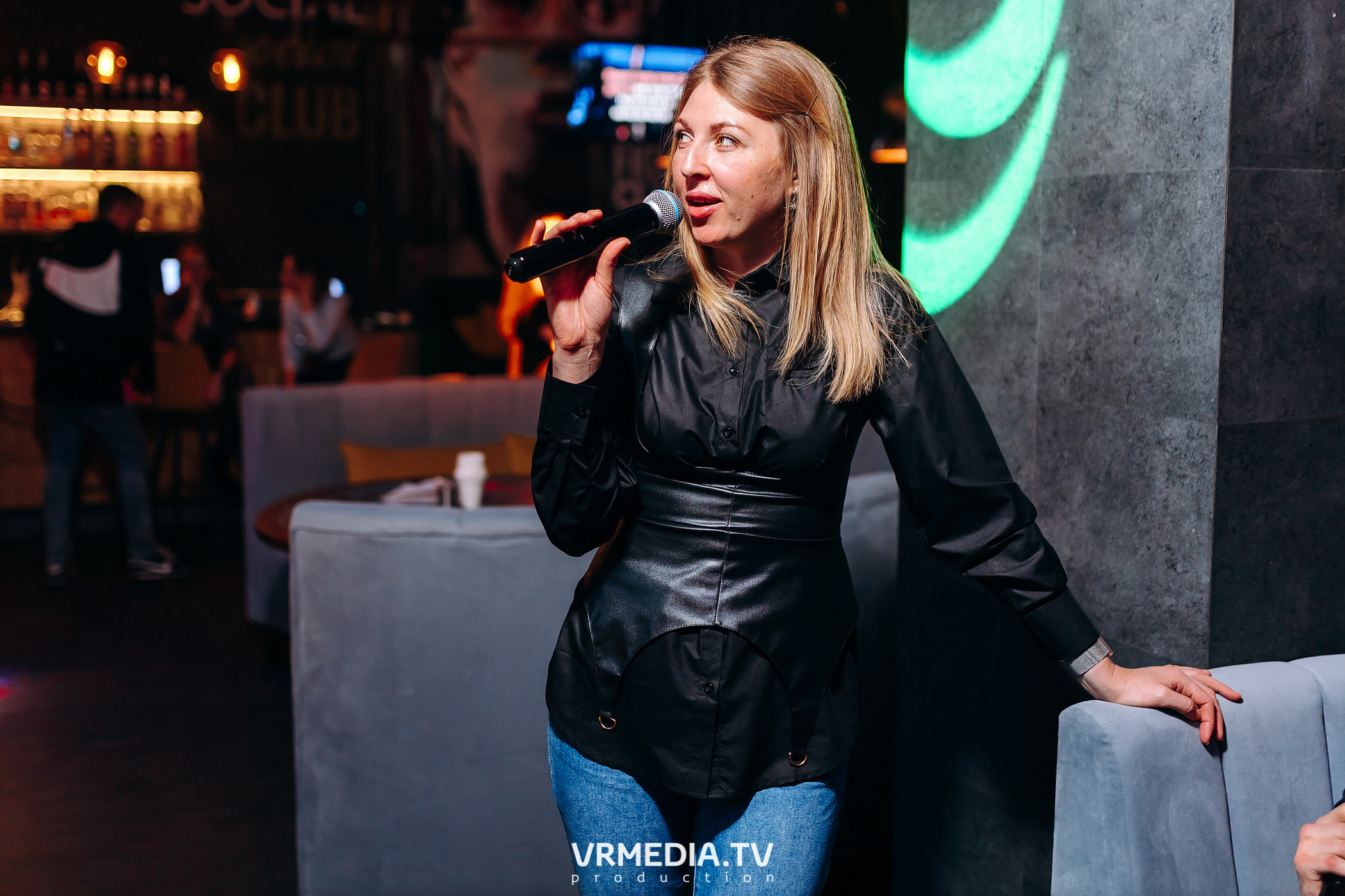 Live Broadcast в ночном клубе «ЭФИР»